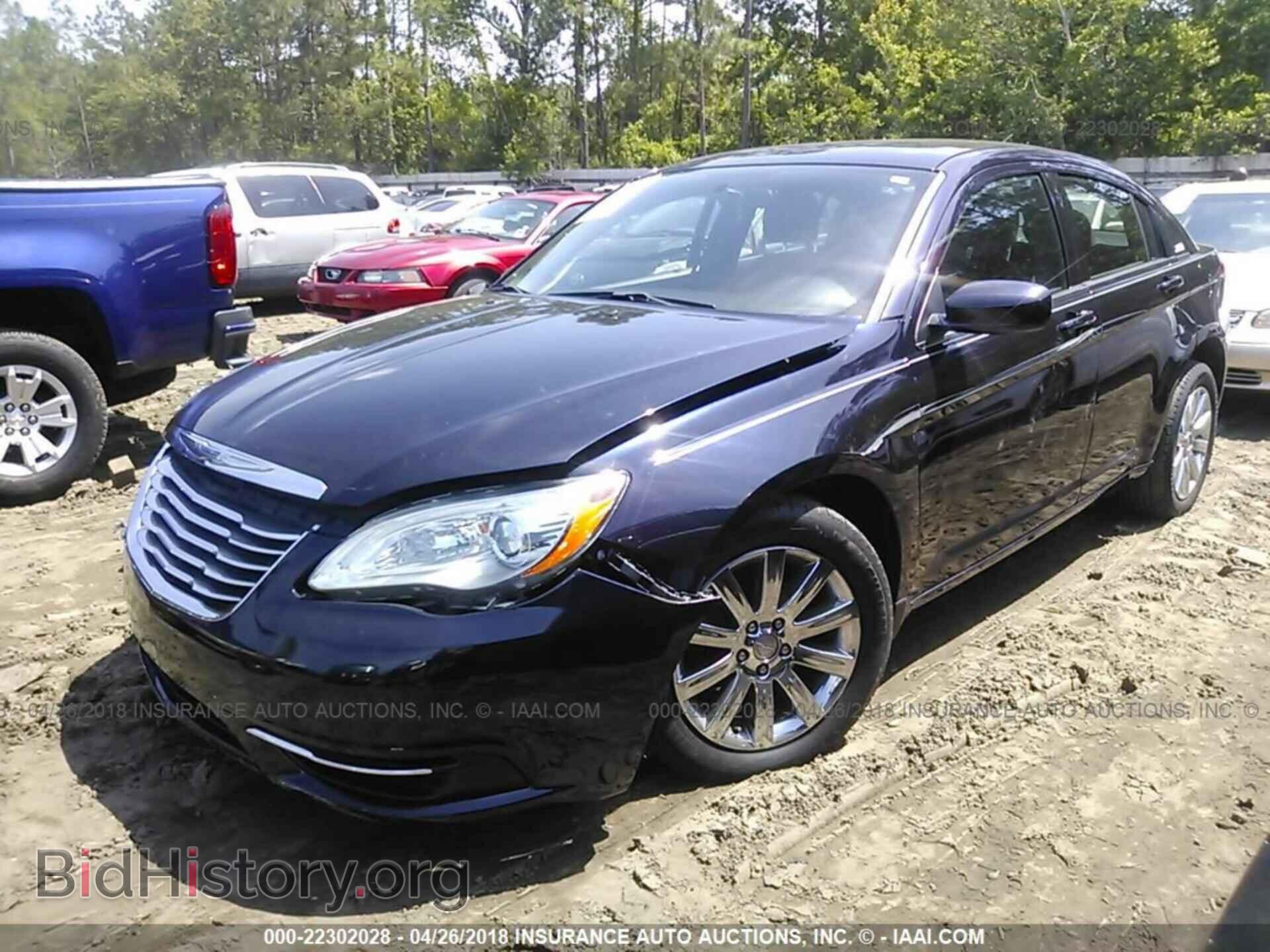 2012 Chrysler 200 - VIN: 1C3CCBBB3CN236569 - Фото 2