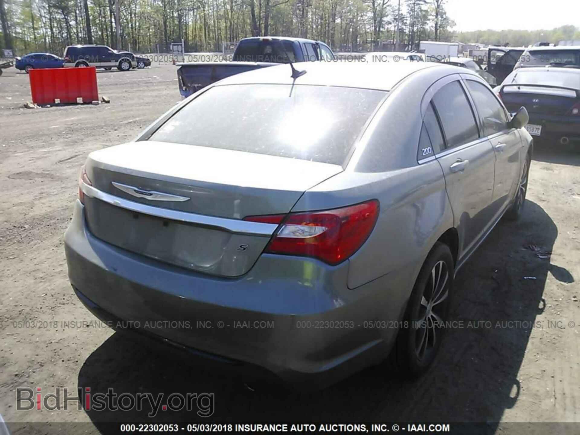 2011 Chrysler 200 - VIN: 1C3BC8FG6BN577709 - Фото 4