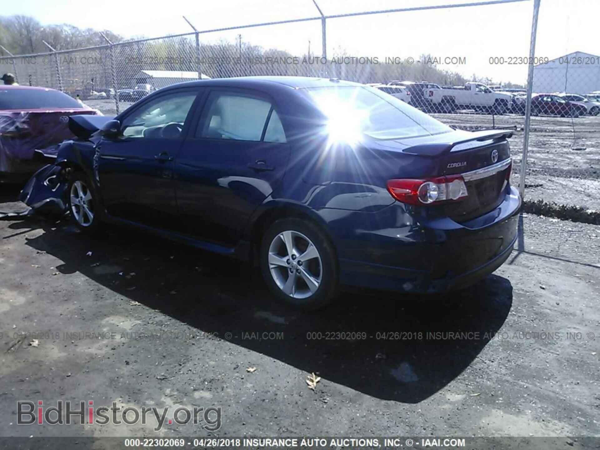 2011 Toyota Corolla - VIN: 2T1BU4EEXBC584893 - Photo 3