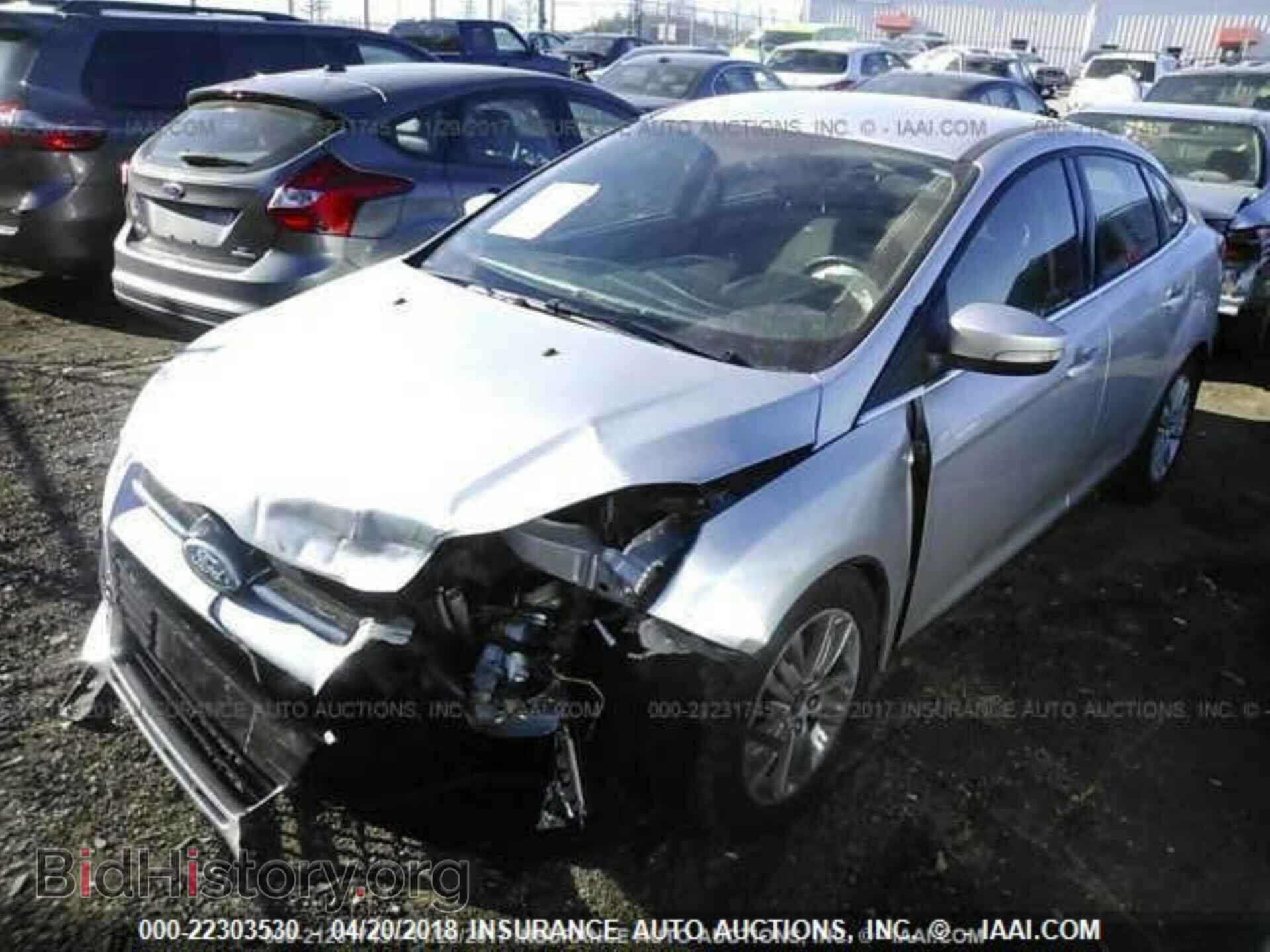 2012 Ford Focus - VIN: 1FAHP3H29CL184448 - Фото 2