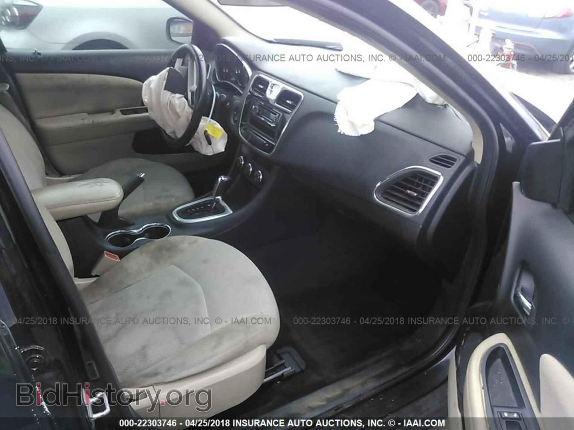 2011 Chrysler 200 - VIN: 1C3BC1FB4BN519481 - Photo 5