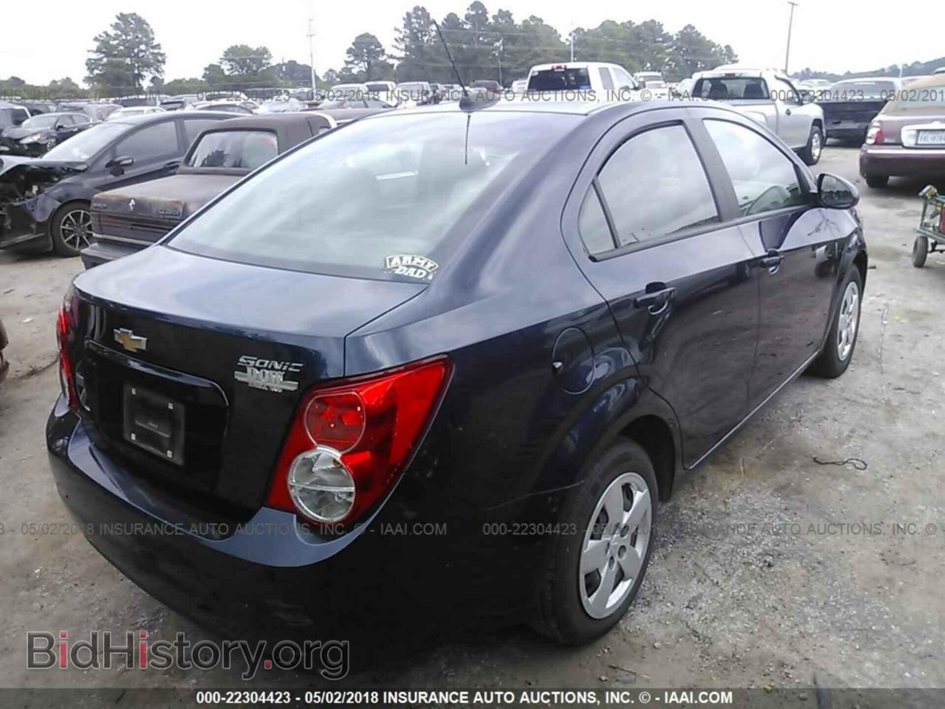 2015 Chevrolet Sonic - VIN: 1G1JA5SH8F4152006 - Фото 4