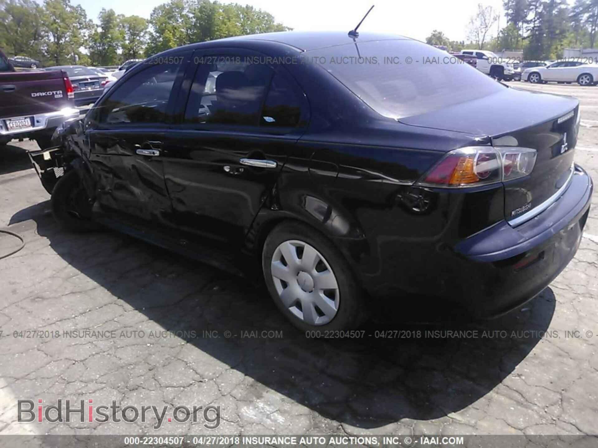 2011 Mitsubishi Lancer - VIN: JA32U2FU6BU035316 - Фото 3