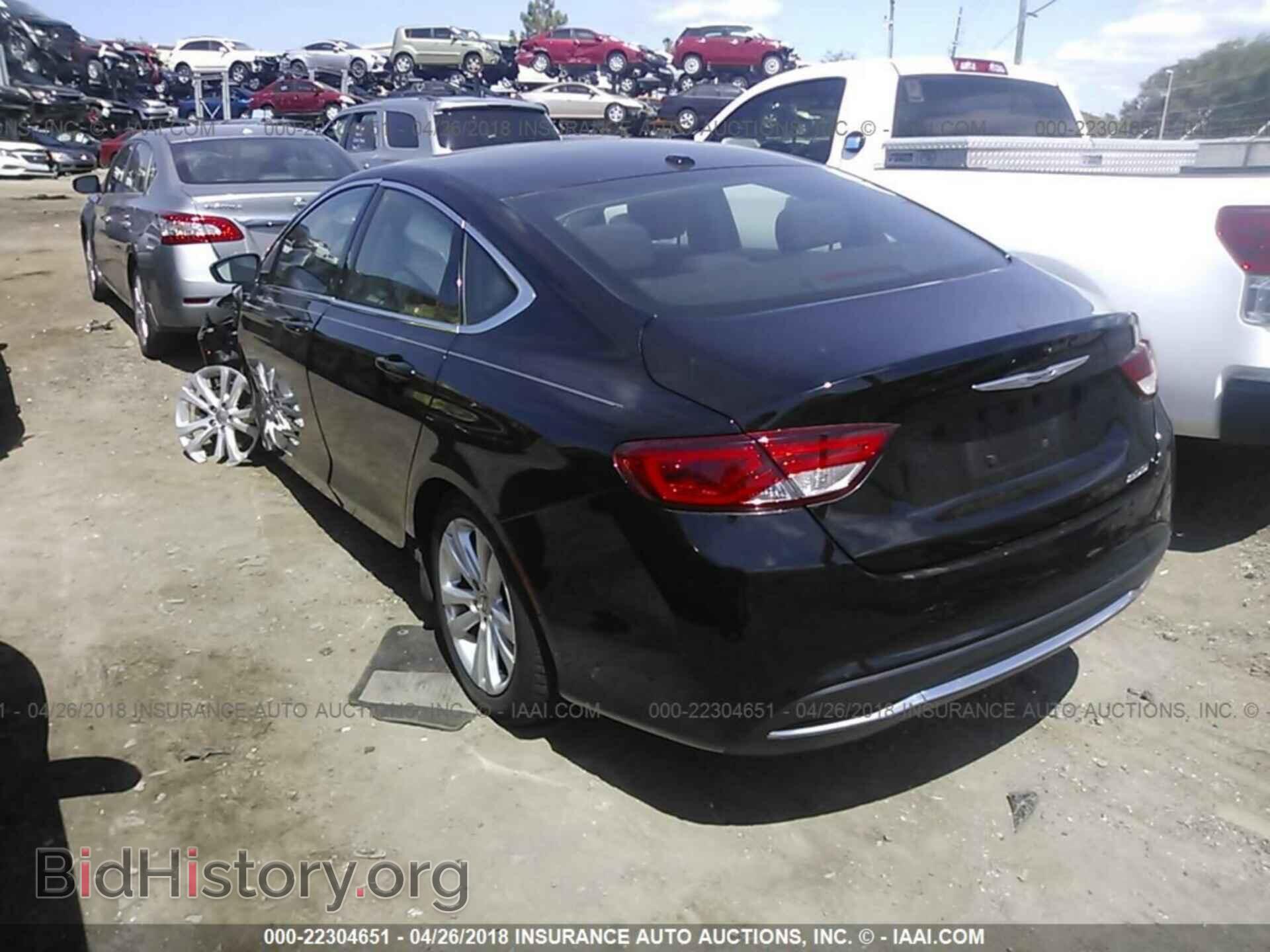 2015 Chrysler 200 - VIN: 1C3CCCAB5FN642462 - Photo 3