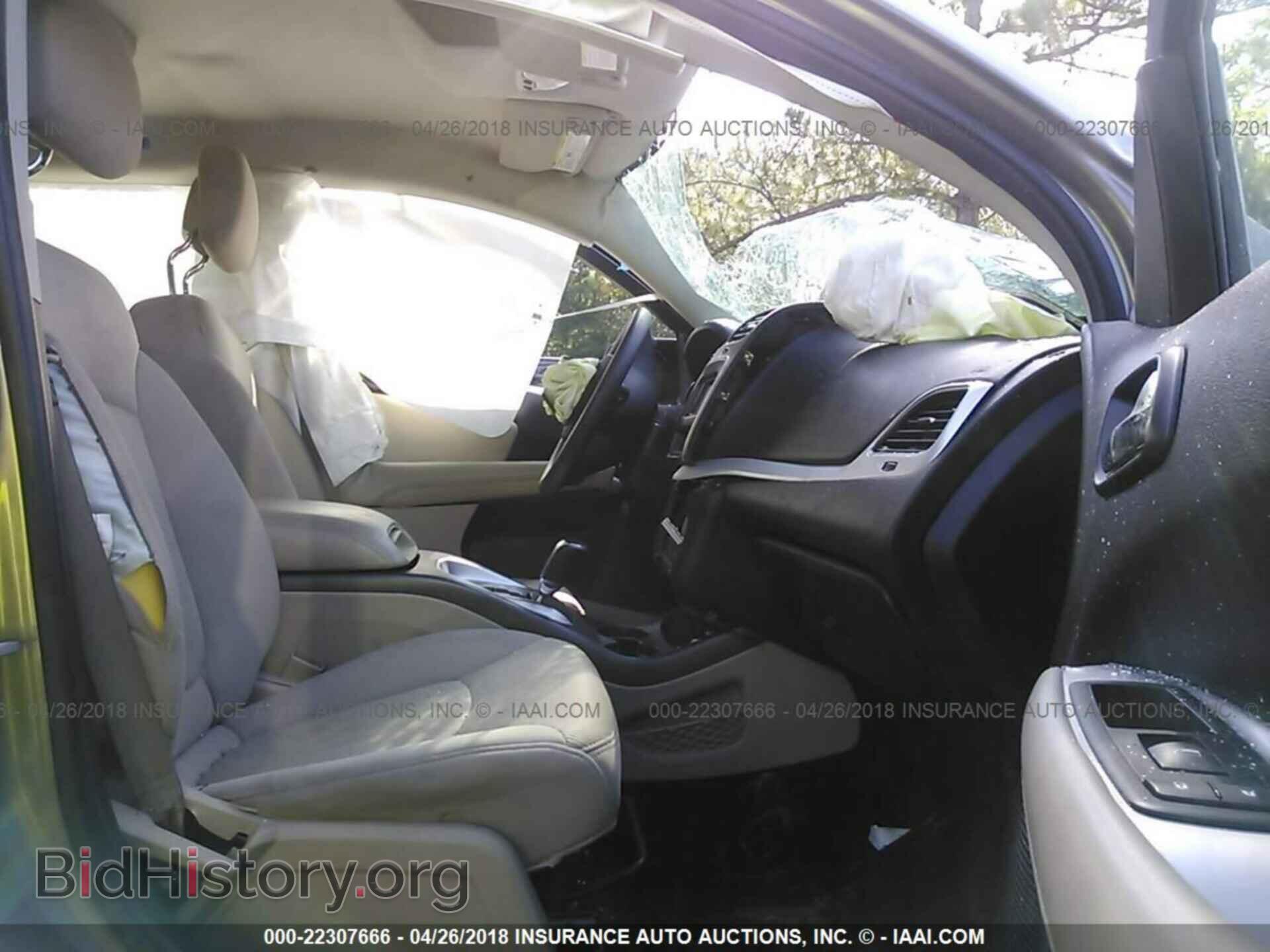 2012 Dodge Journey - VIN: 3C4PDCAB2CT205458 - Фото 5