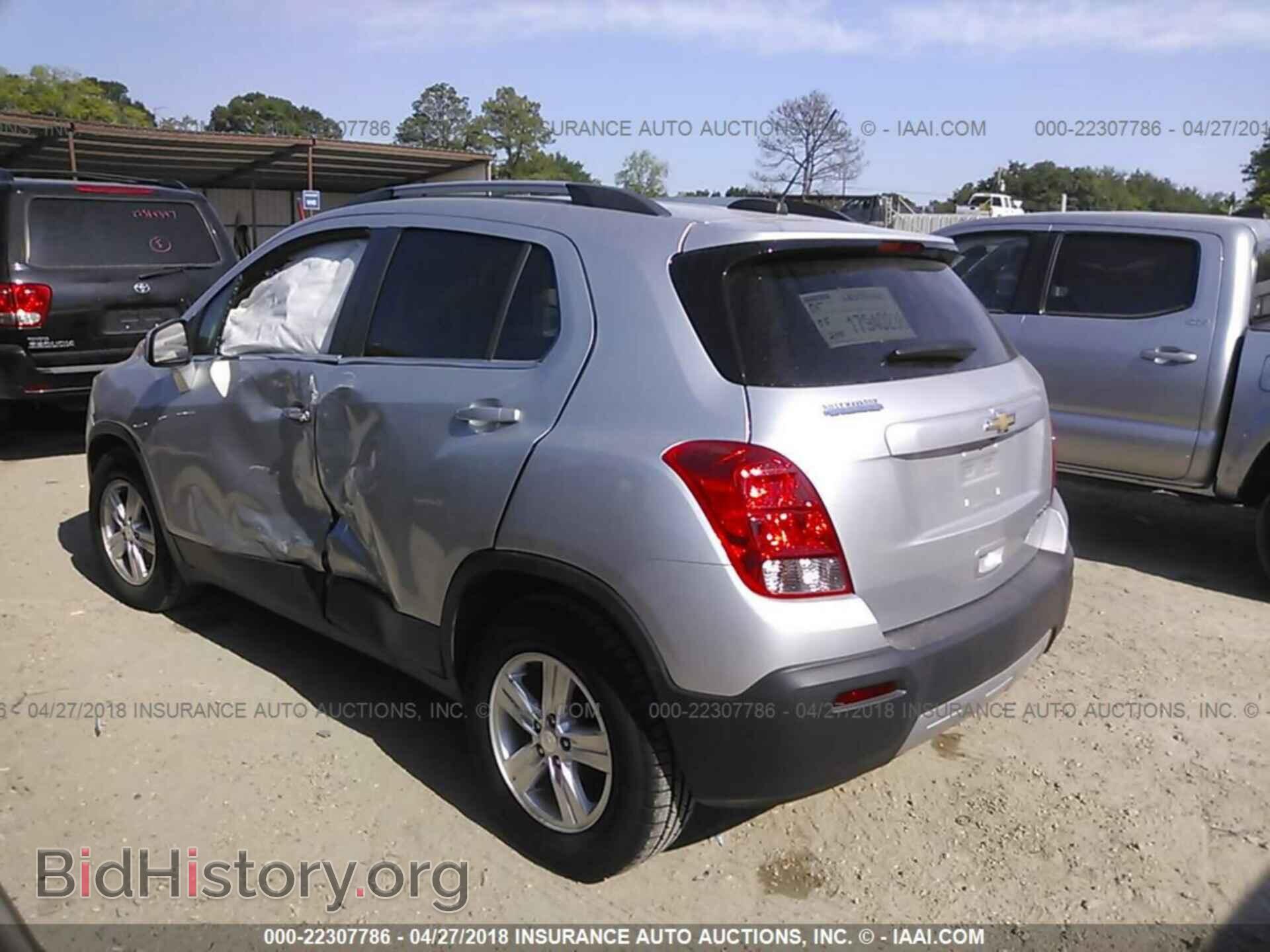 2016 Chevrolet Trax - VIN: 3GNCJLSB4GL164897 - Фото 3