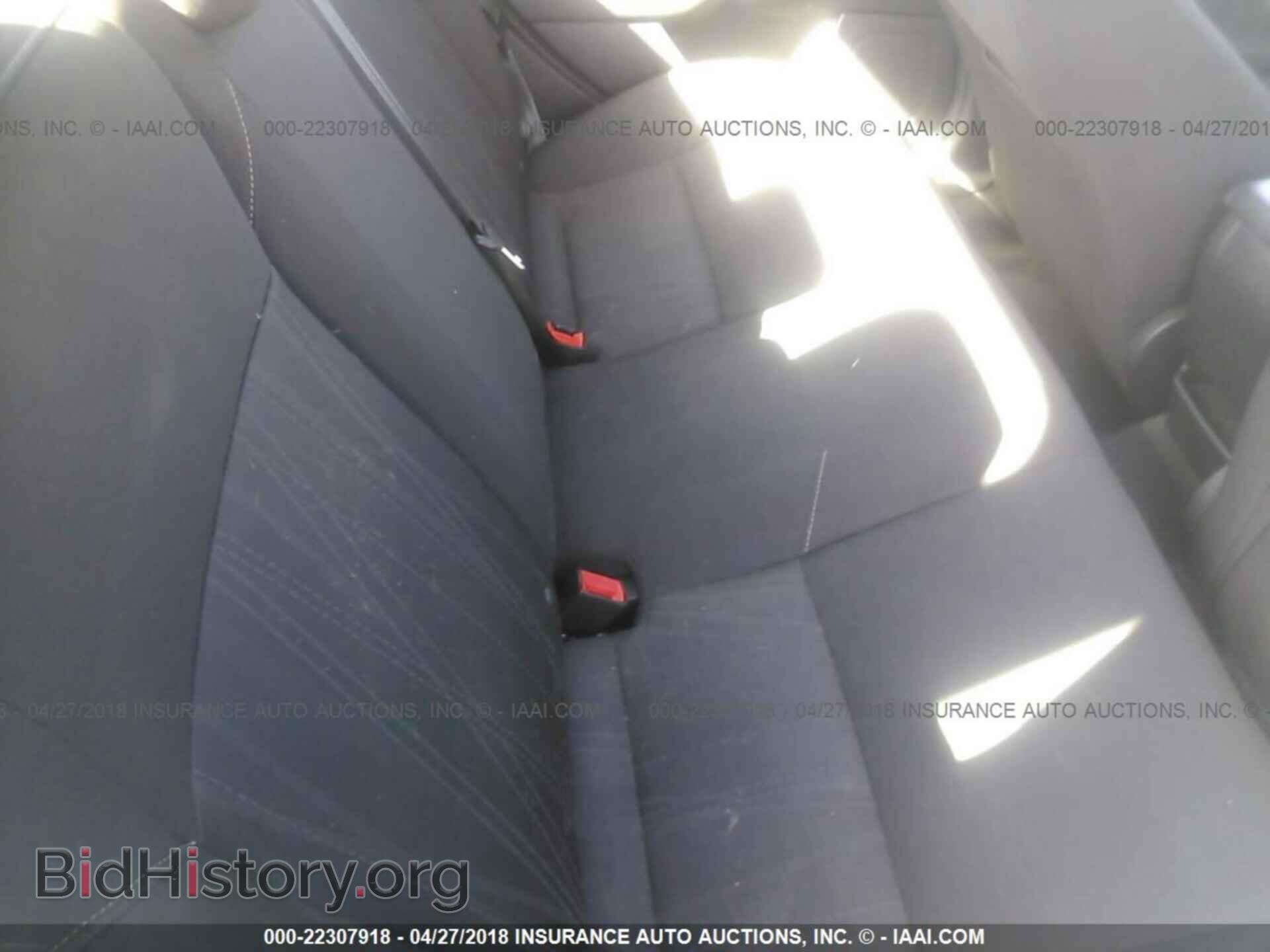2015 Ford Focus - VIN: 1FADP3F25FL207424 - Photo 8