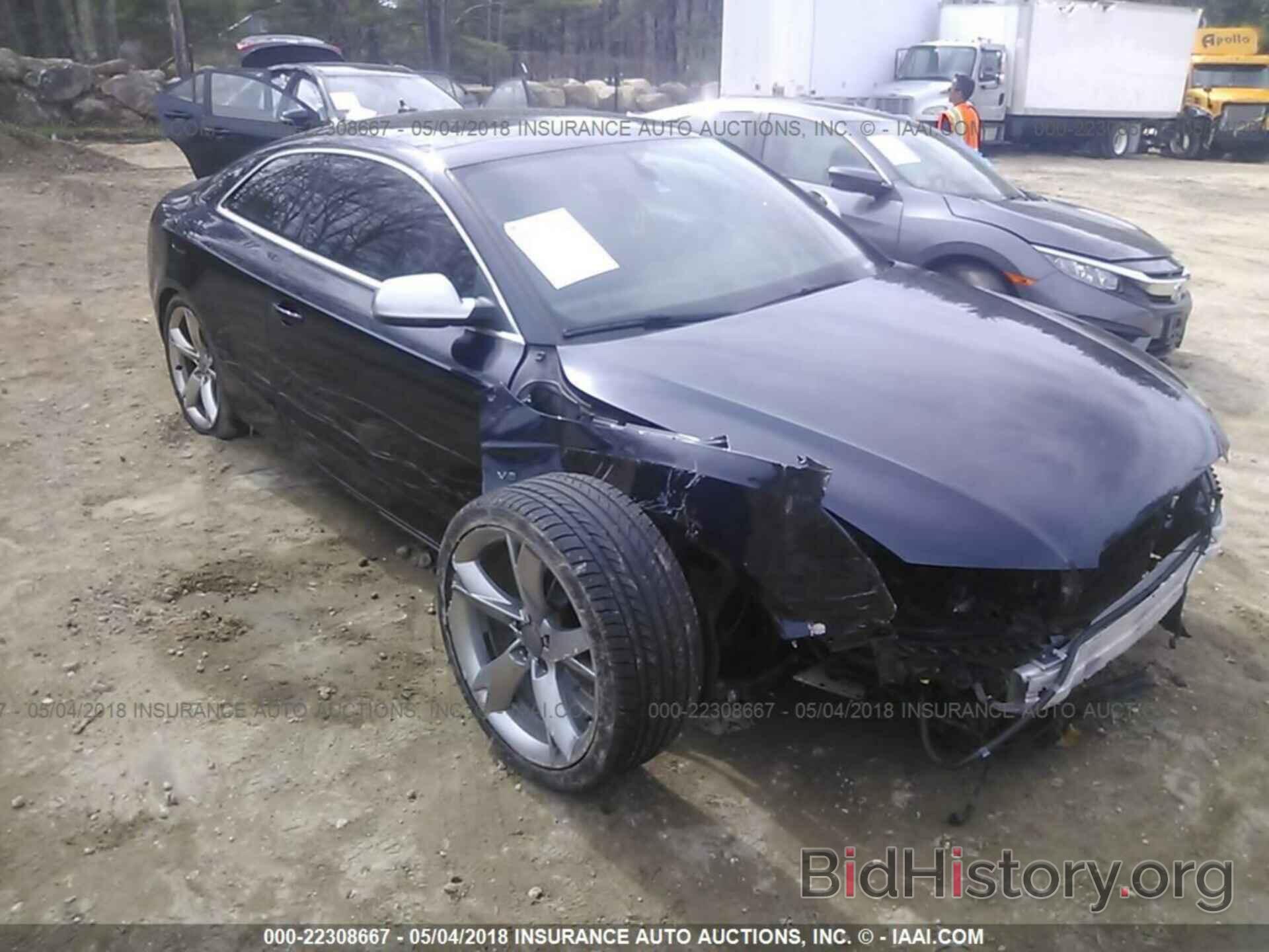 Photo WAUGVAFR4BA011685 - Audi S5 2011