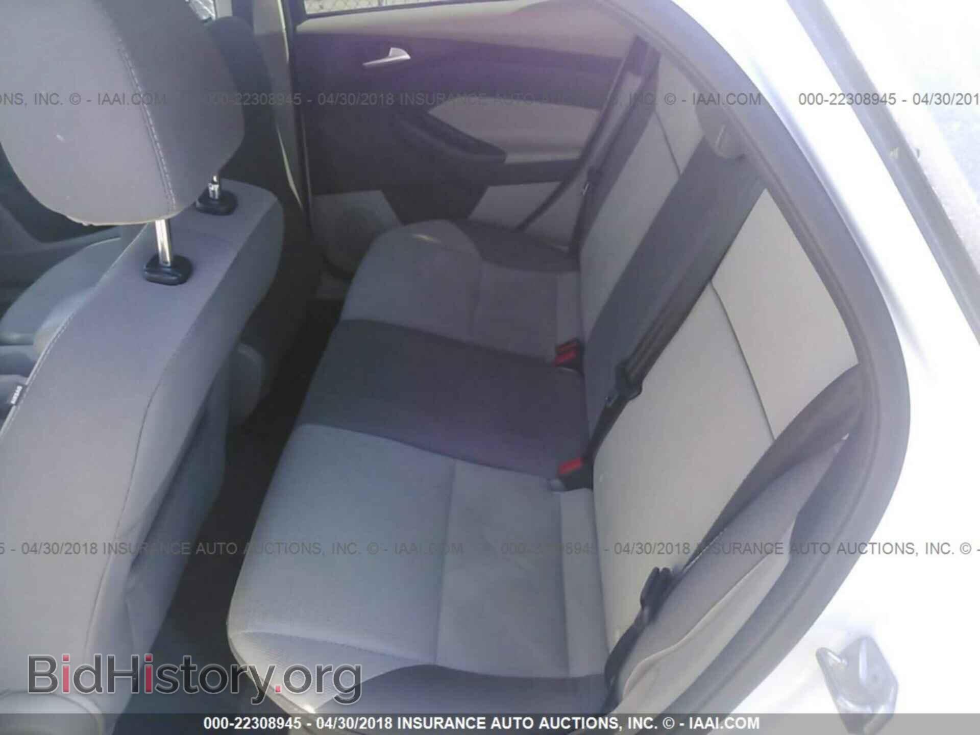 2014 Ford Focus - VIN: 1FADP3K27EL323874 - Фото 8