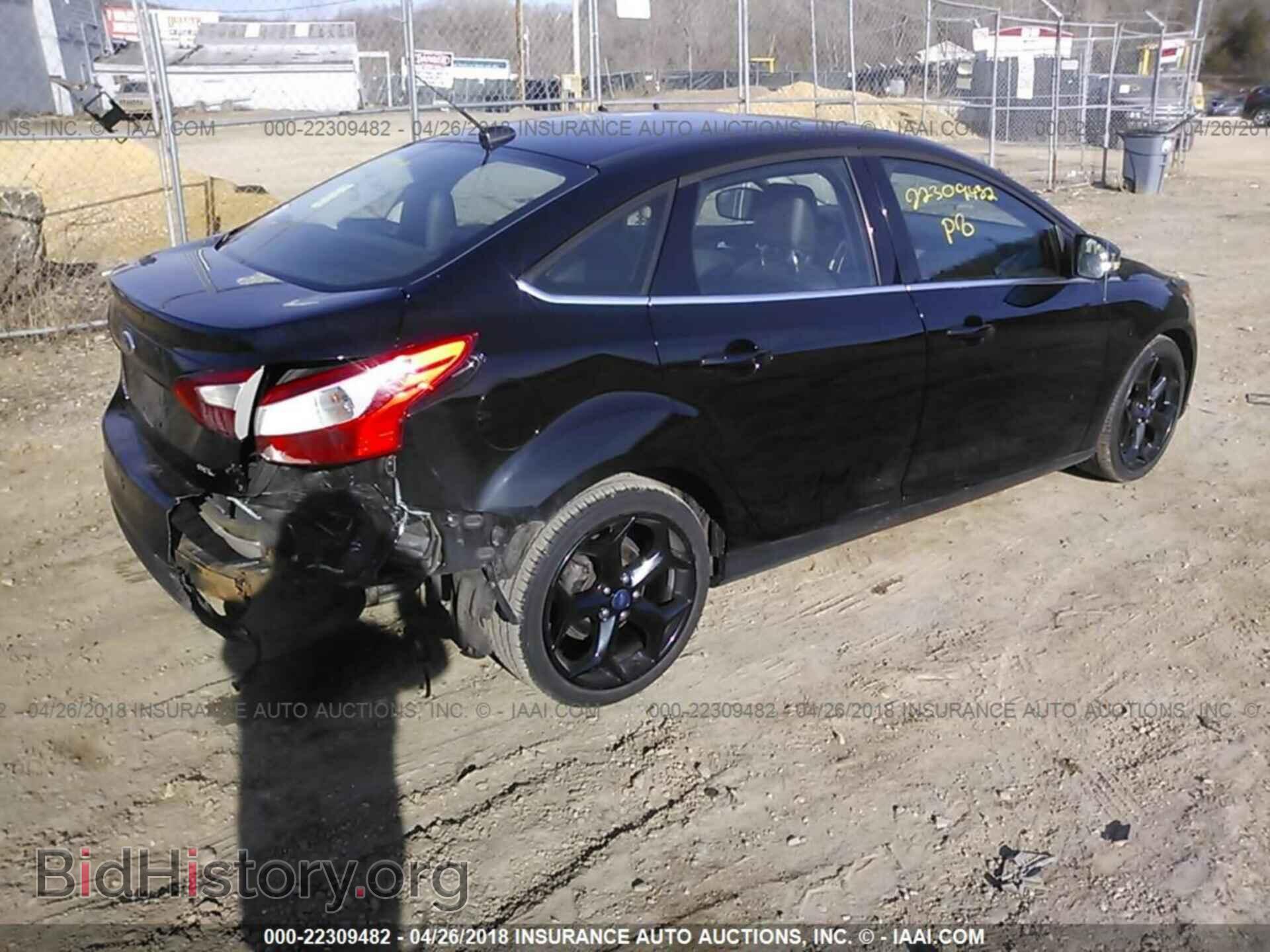 2012 Ford Focus - VIN: 1FAHP3H20CL214307 - Photo 4
