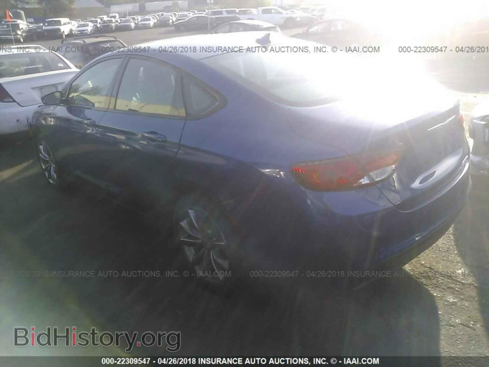2015 Chrysler 200 - VIN: 1C3CCCBB8FN545786 - Photo 3