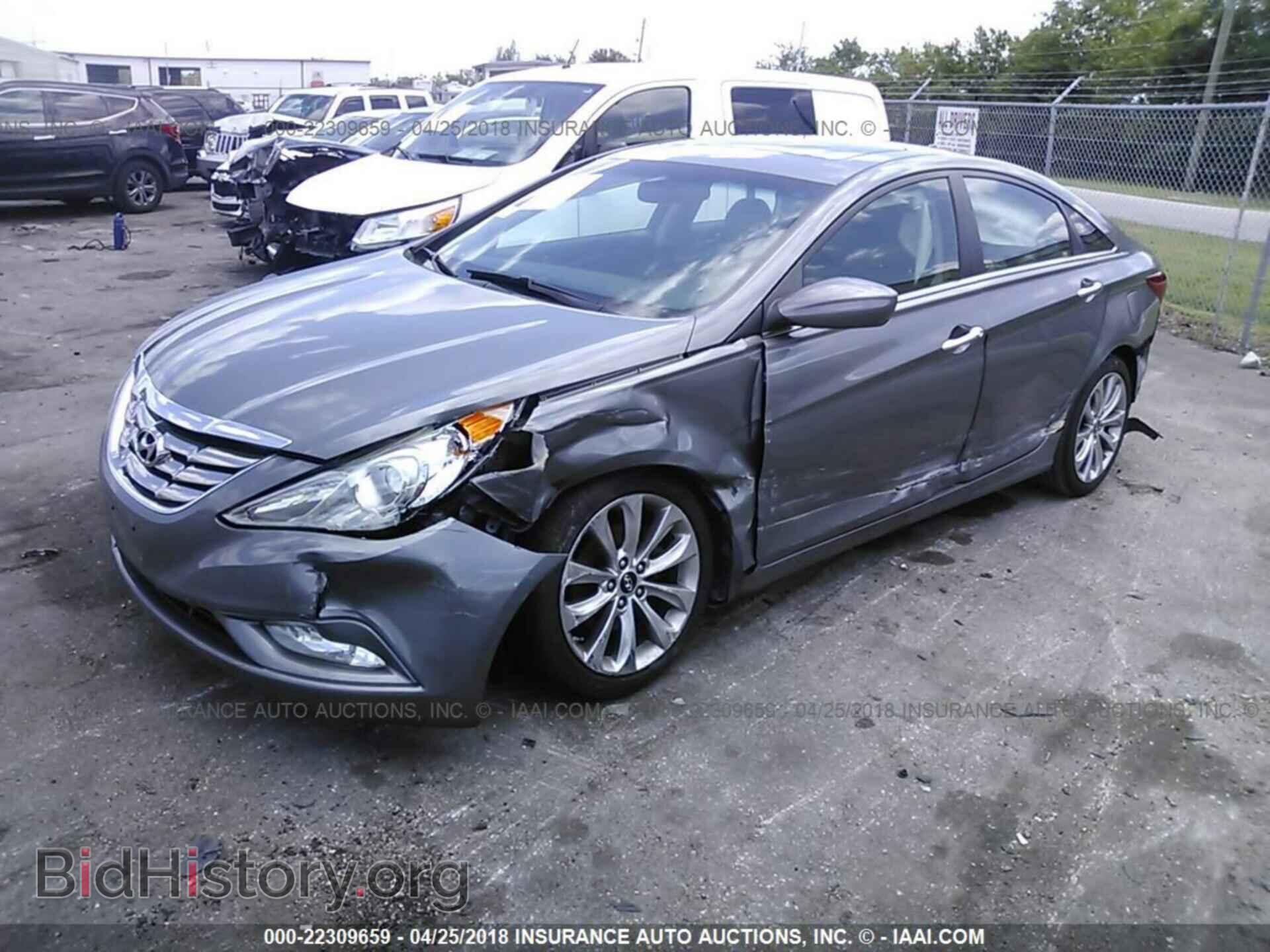 2012 Hyundai Sonata - VIN: 5NPEC4AB1CH415940 - Фото 2