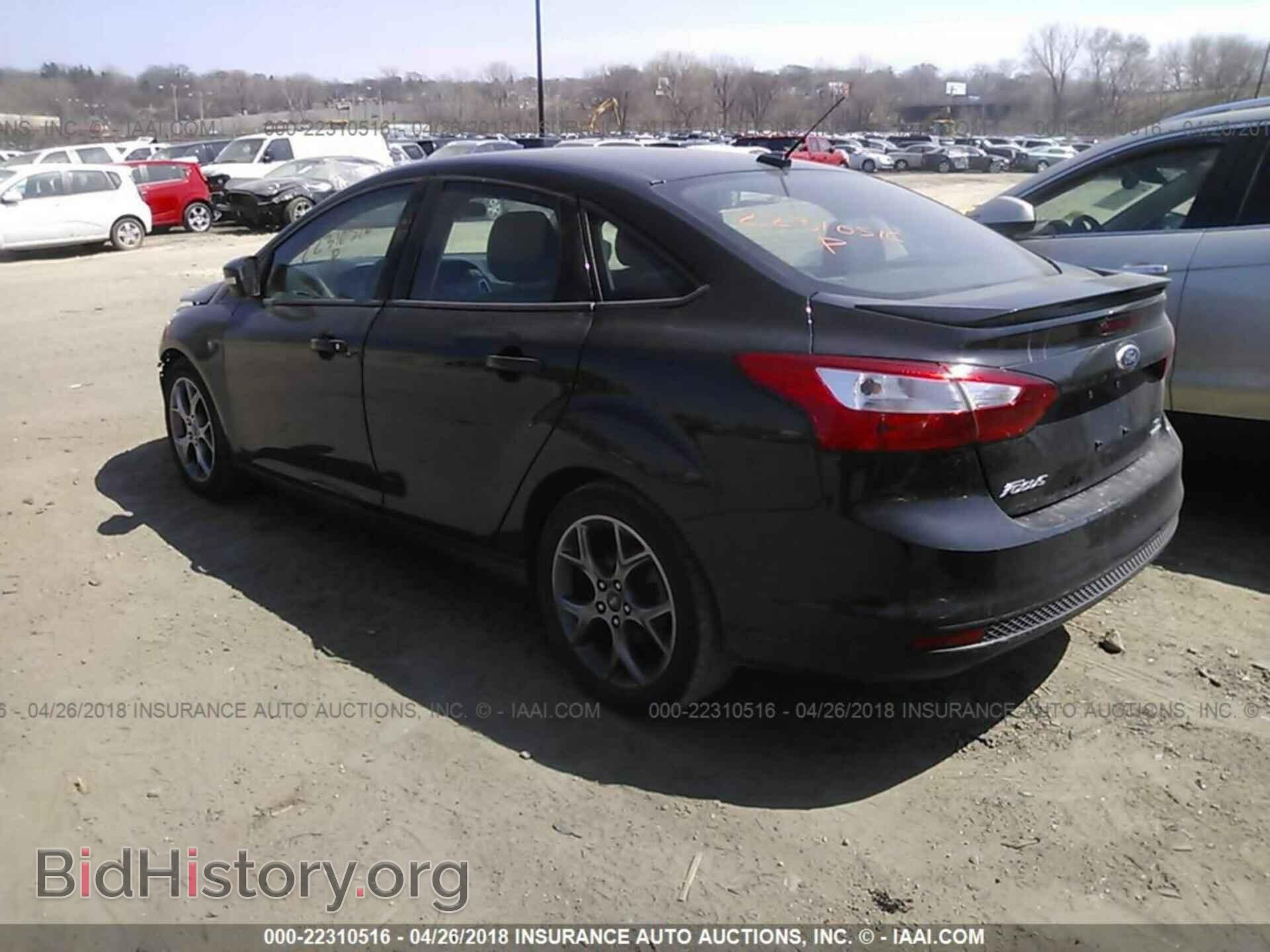2013 Ford Focus - VIN: 1FADP3F2XDL319200 - Photo 3