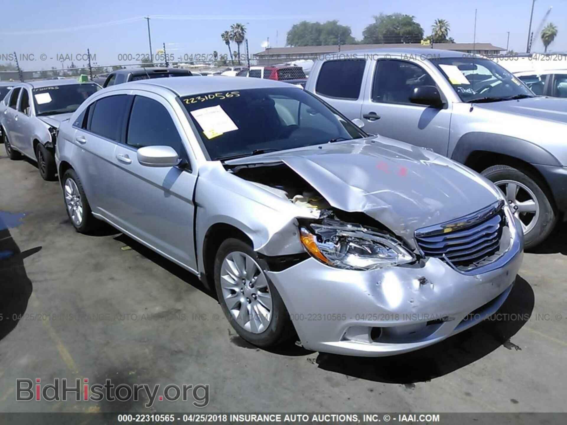 Фотография 1C3CCBAB1CN273654 - Chrysler 200 2012
