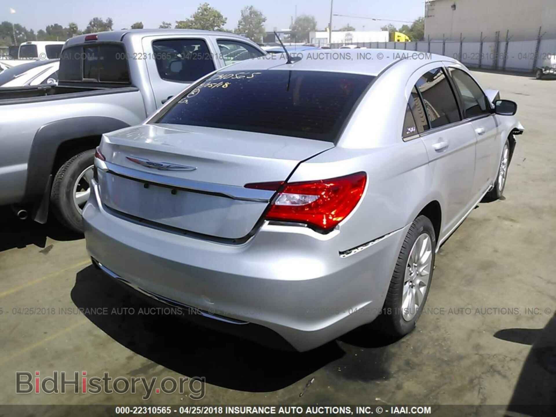 2012 Chrysler 200 - VIN: 1C3CCBAB1CN273654 - Фото 4
