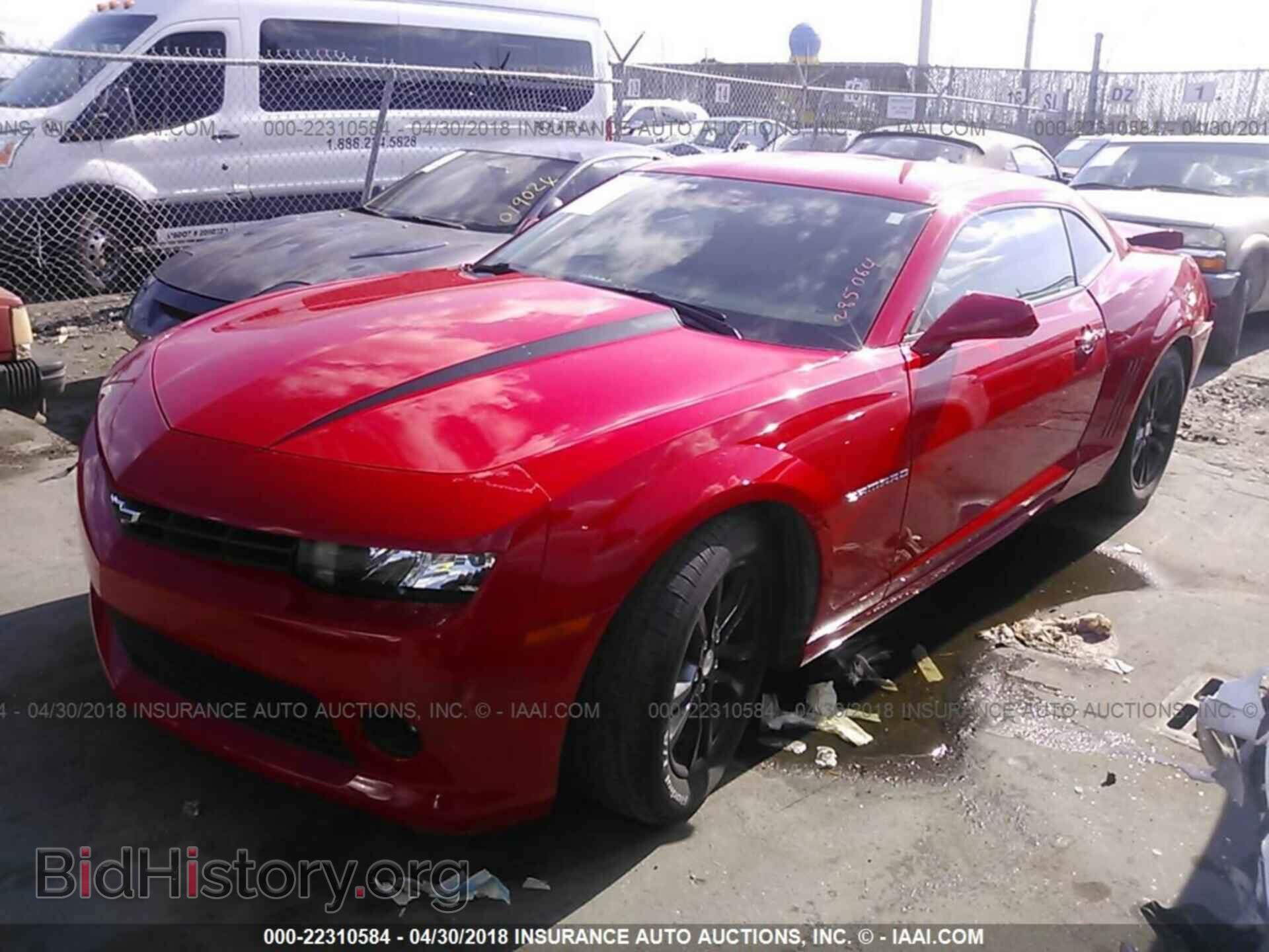 2015 Chevrolet Camaro - VIN: 2G1FD1E33F9285064 - Photo 2
