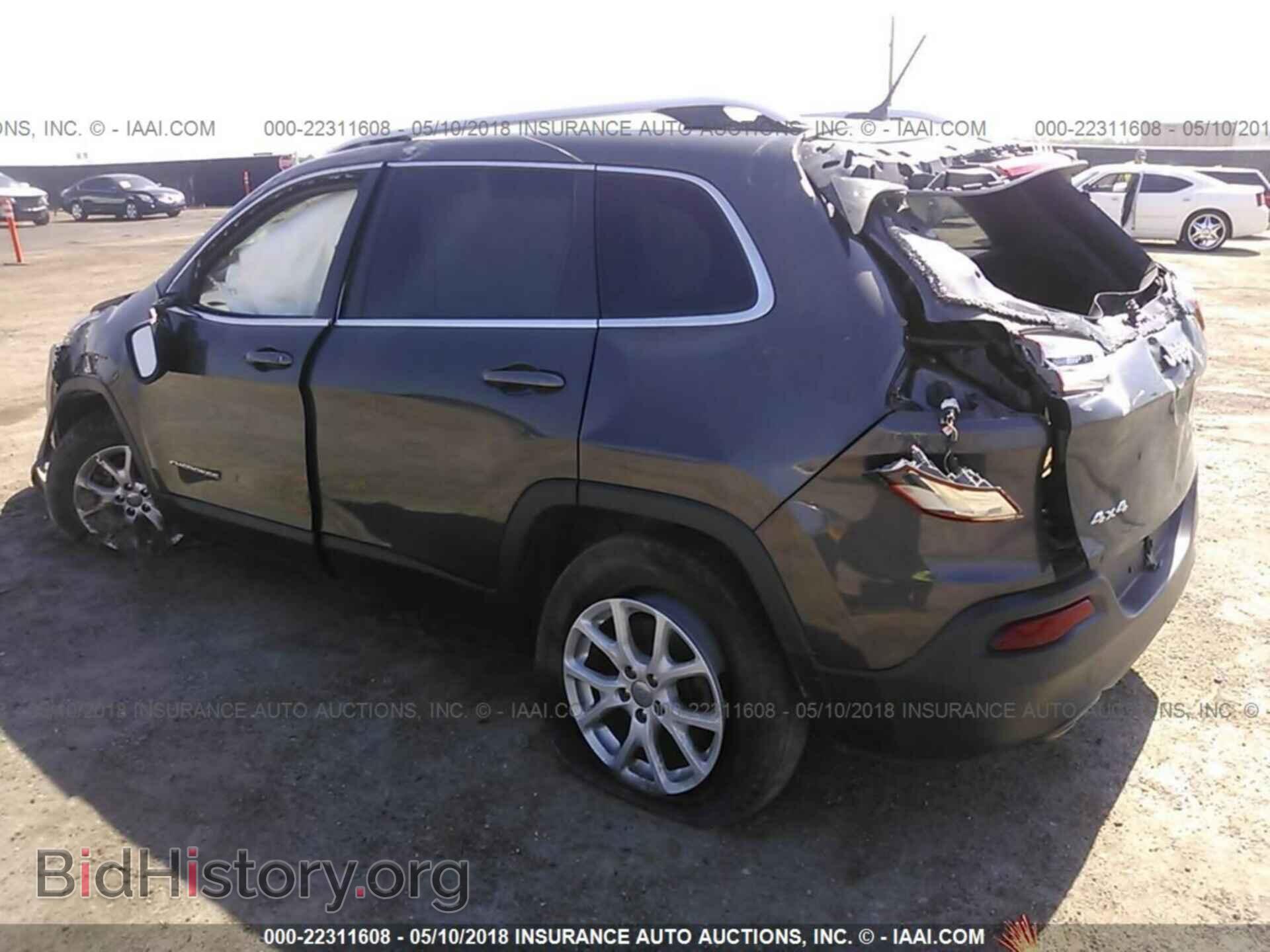 2014 Jeep Cherokee - VIN: 1C4PJMCB2EW248125 - Photo 3
