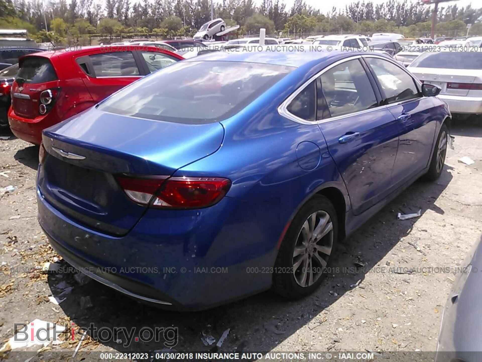 2015 Chrysler 200 - VIN: 1C3CCCAB9FN632453 - Photo 4
