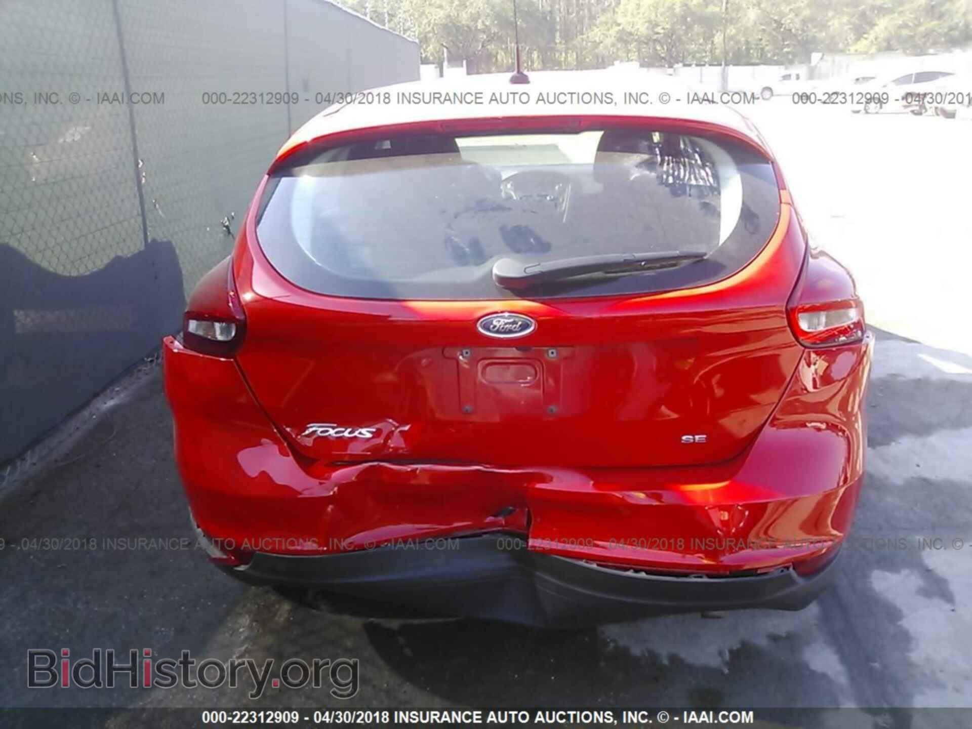 2017 Ford Focus - VIN: 1FADP3K28HL249014 - Photo 6
