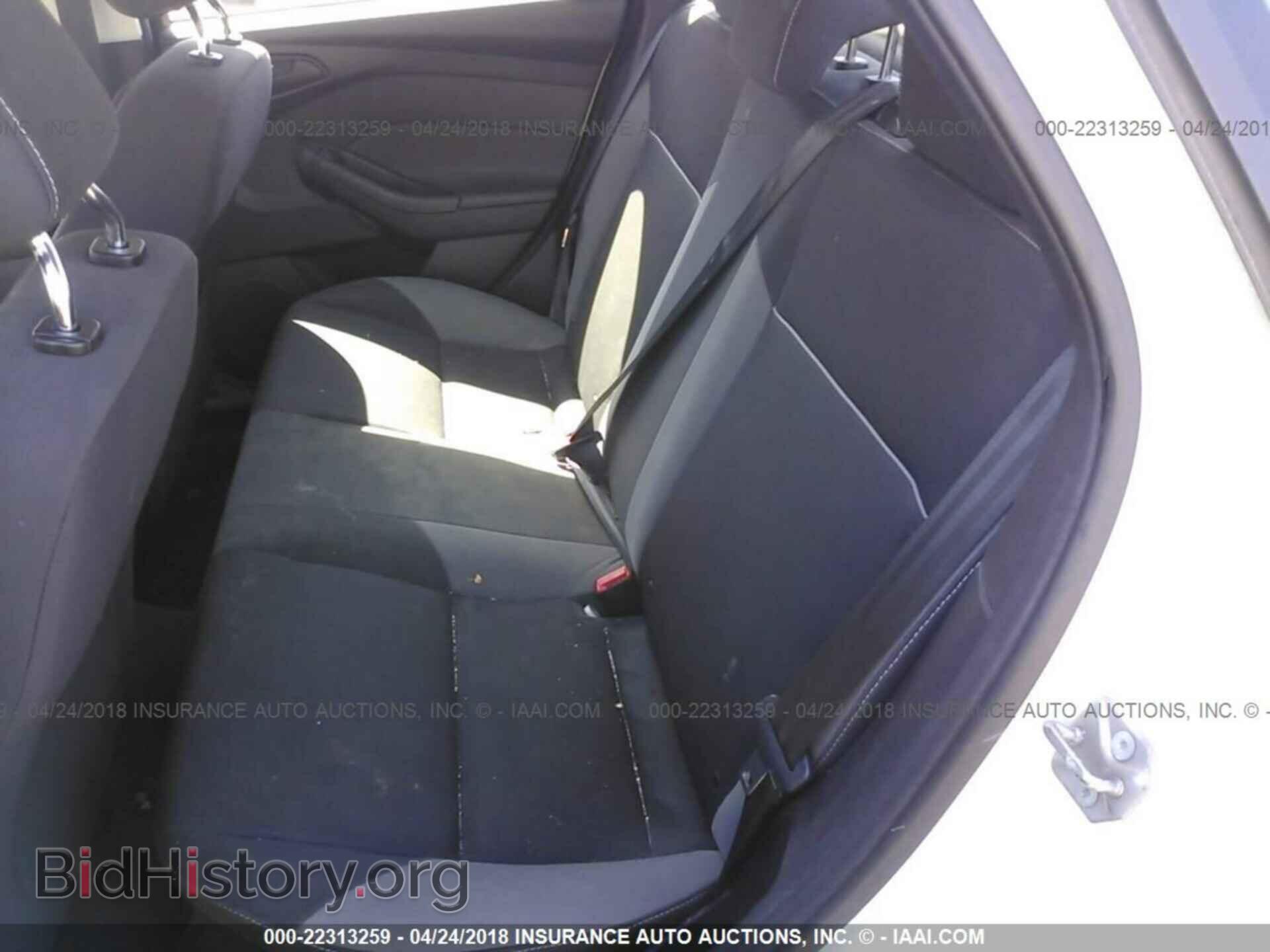2012 Ford Focus - VIN: 1FAHP3F2XCL176359 - Photo 8