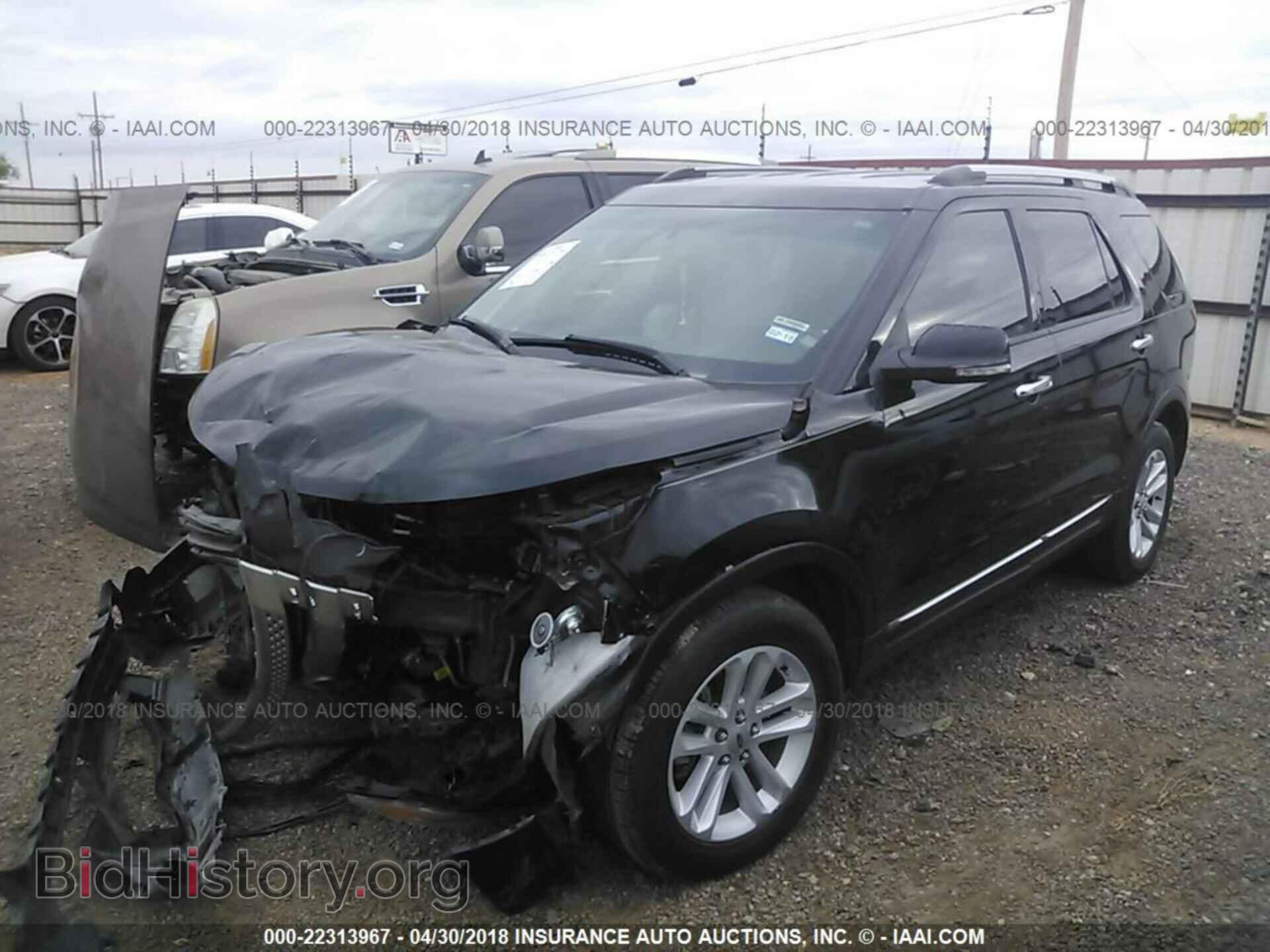 2013 Ford Explorer - VIN: 1FM5K7D87DGA98543 - Photo 2