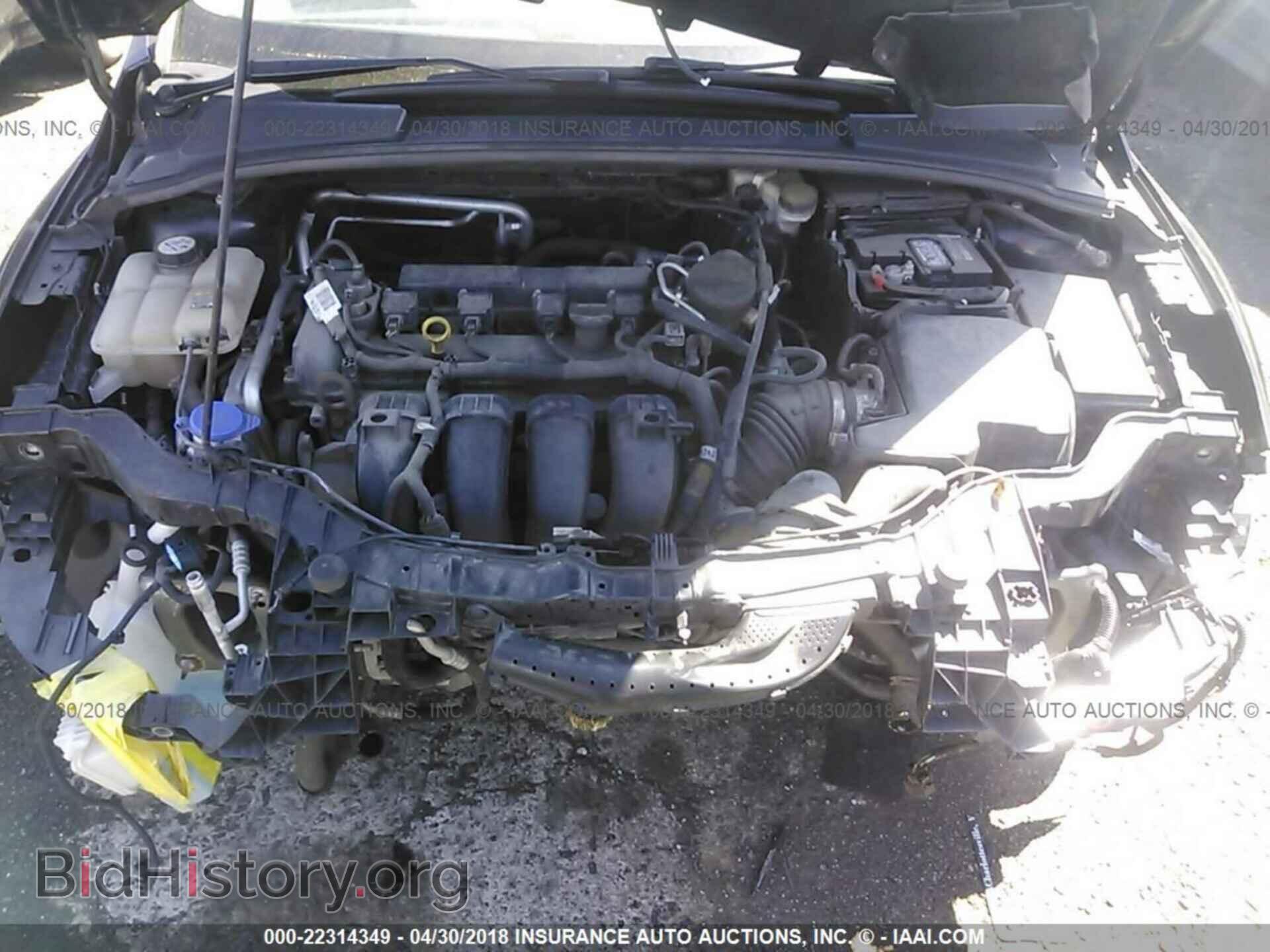 2012 Ford Focus - VIN: 1FAHP3E28CL354321 - Photo 10