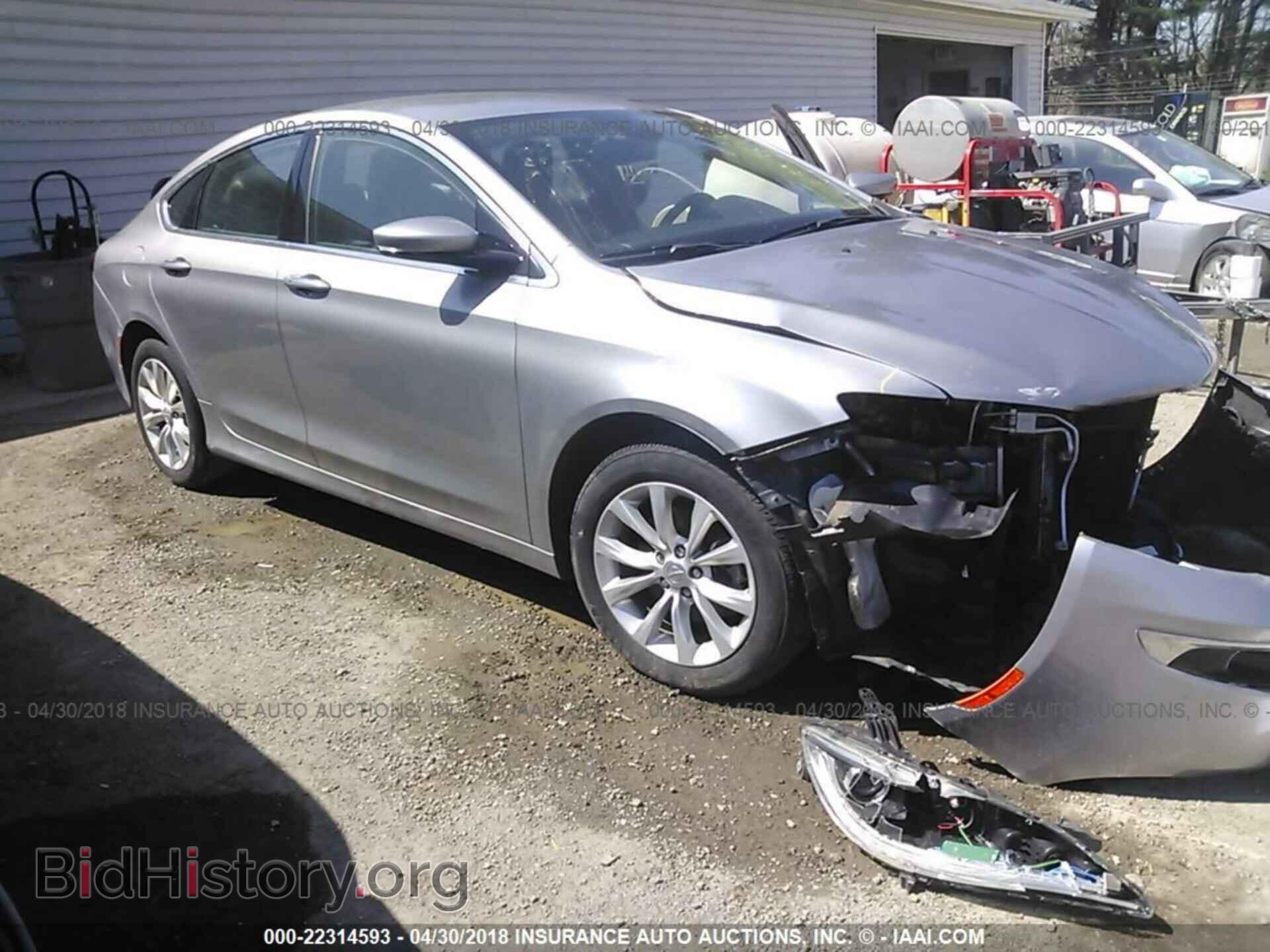 Photo 1C3CCCCB9FN739774 - Chrysler 200 2015