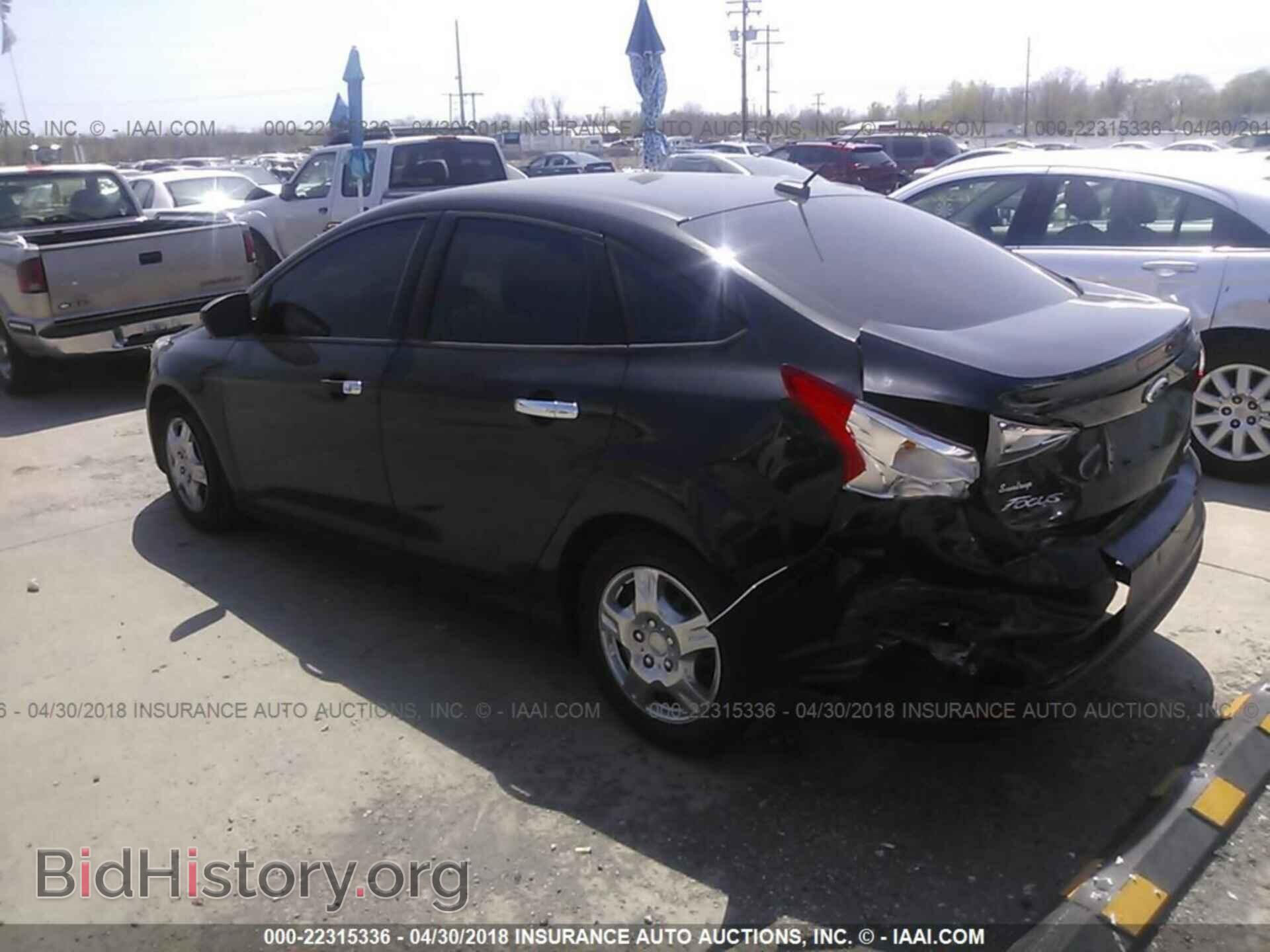 2013 Ford Focus - VIN: 1FADP3E22DL163641 - Фото 3