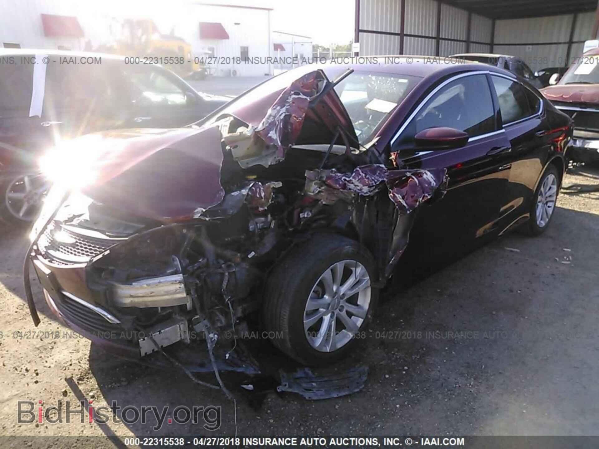 2015 Chrysler 200 - VIN: 1C3CCCAB7FN607003 - Photo 2