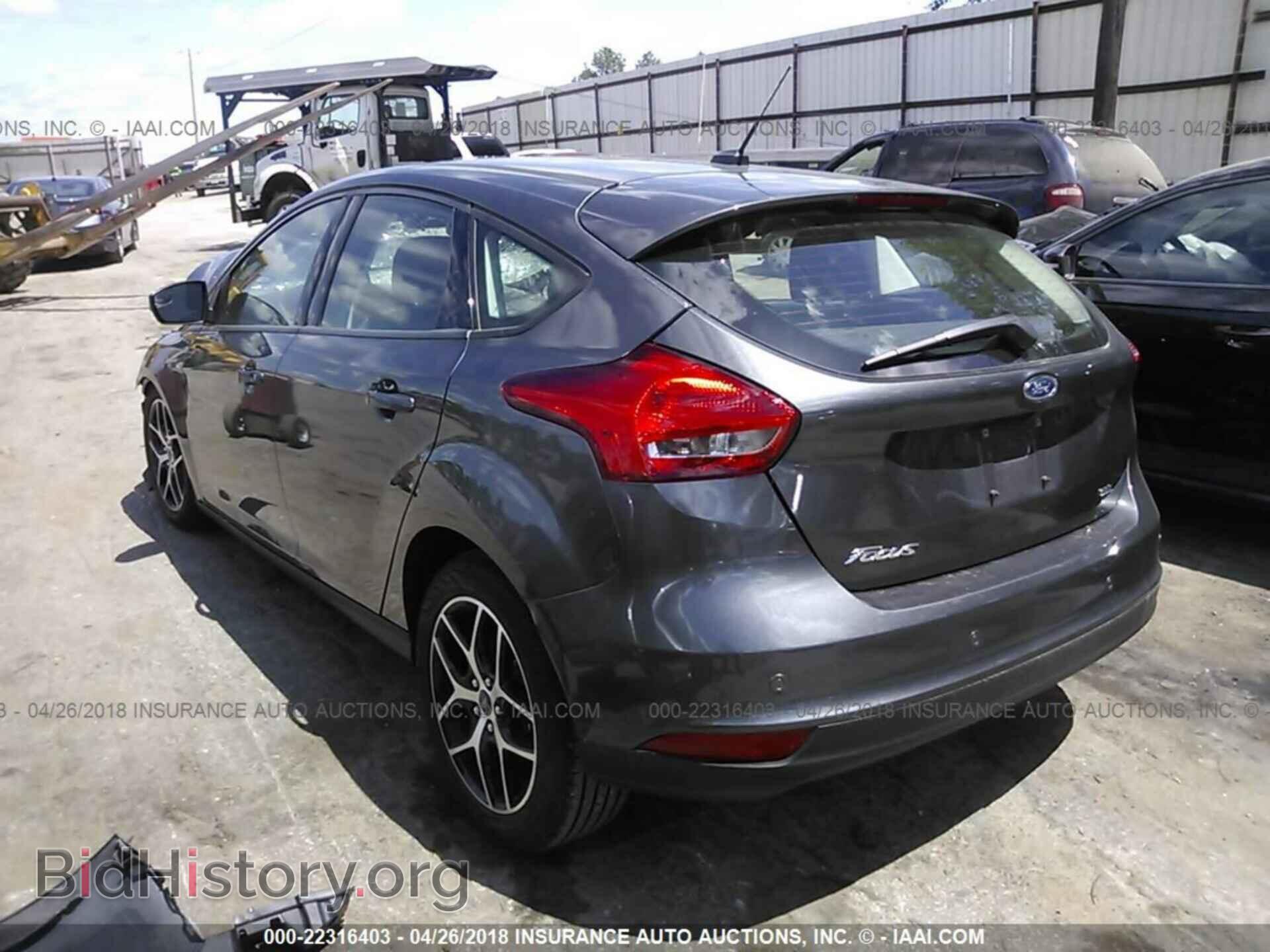2017 Ford Focus - VIN: 1FADP3M29HL289969 - Фото 3