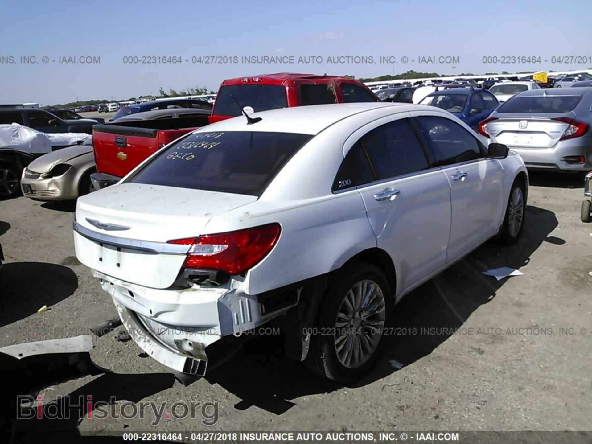 2011 Chrysler 200 - VIN: 1C3BC2FG0BN549210 - Photo 4