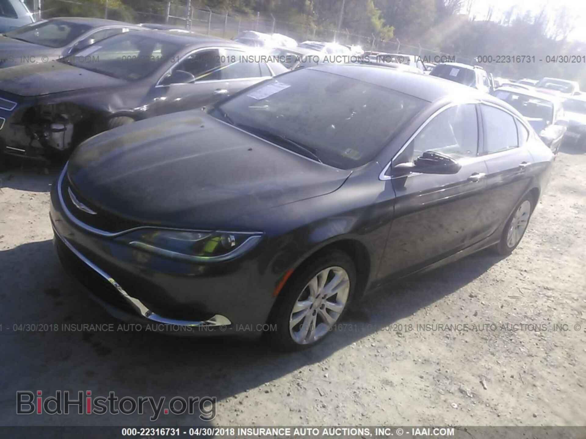 2015 Chrysler 200 - VIN: 1C3CCCAB7FN742000 - Photo 2