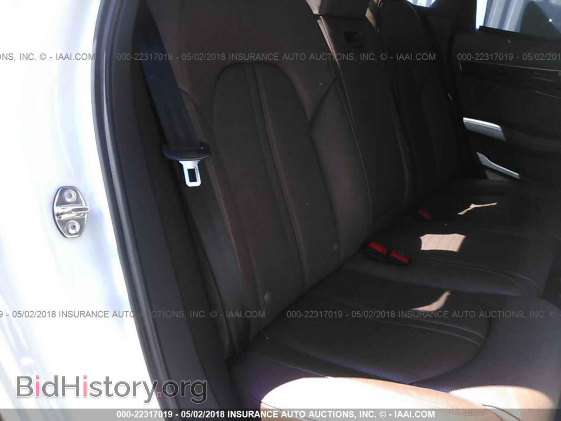 2012 Audi A8 - VIN: WAURVAFD3CN002113 - Фото 8