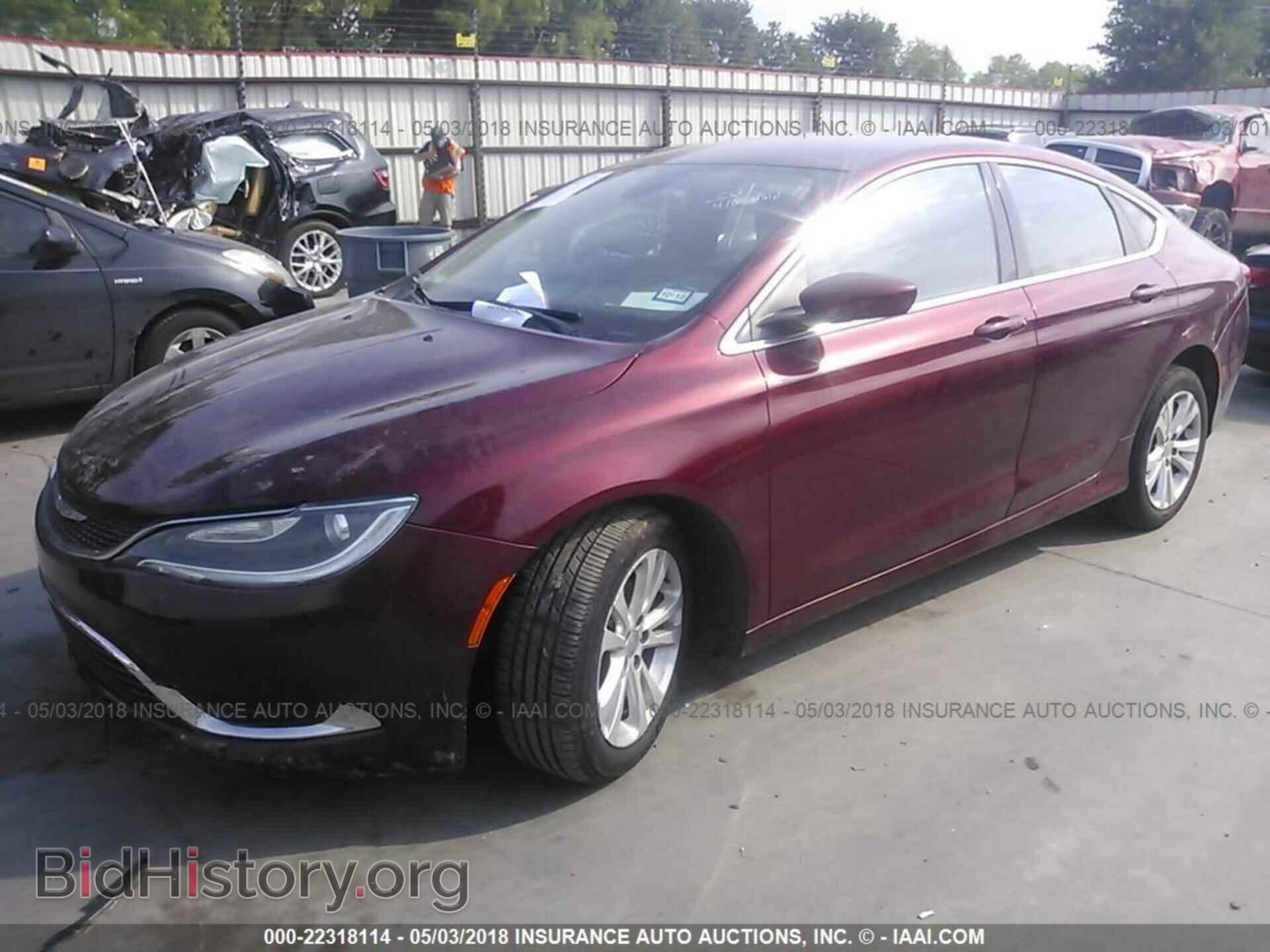 2015 Chrysler 200 - VIN: 1C3CCCAB6FN670609 - Photo 2