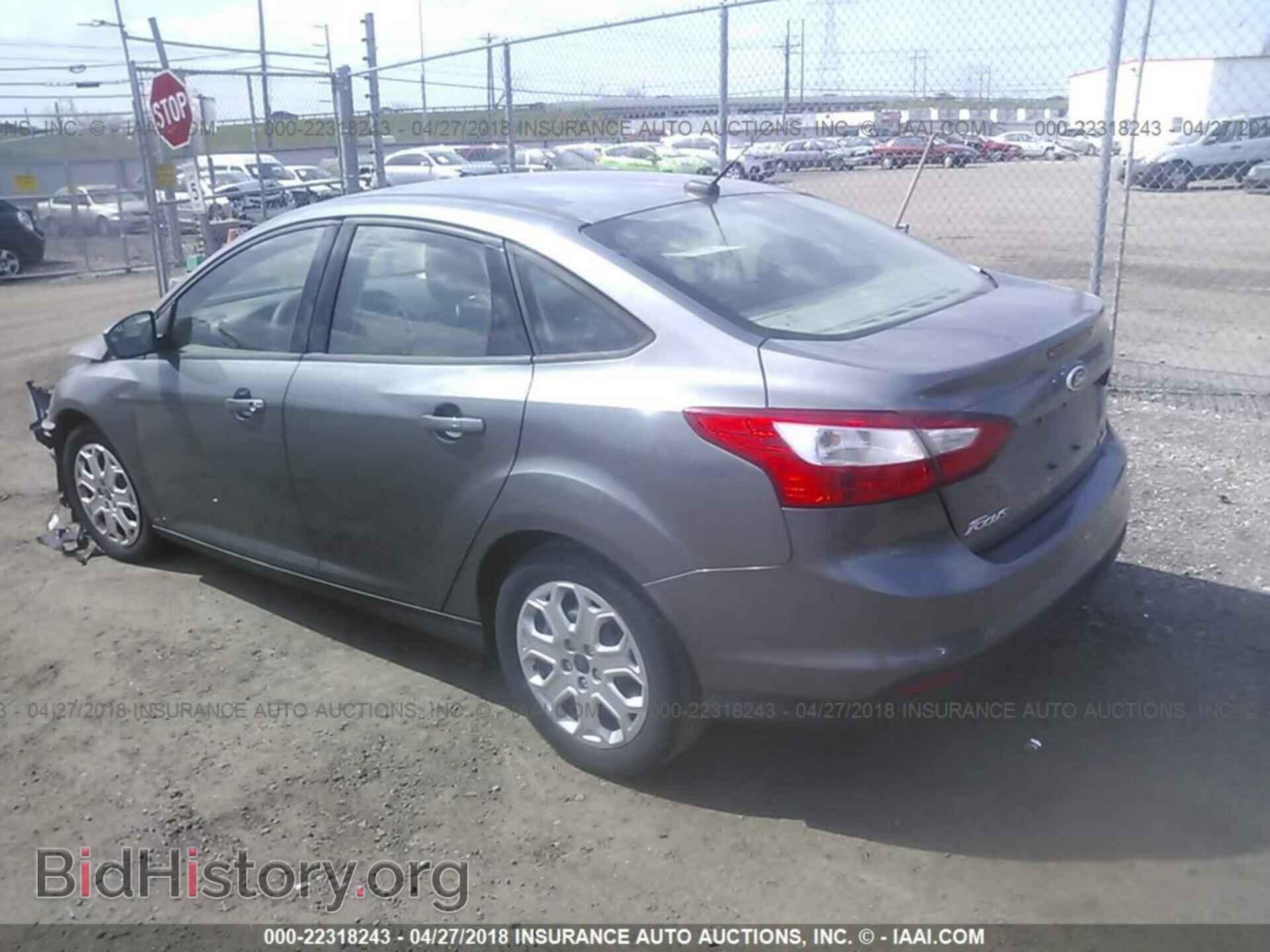 2012 Ford Focus - VIN: 1FAHP3F25CL377781 - Photo 3