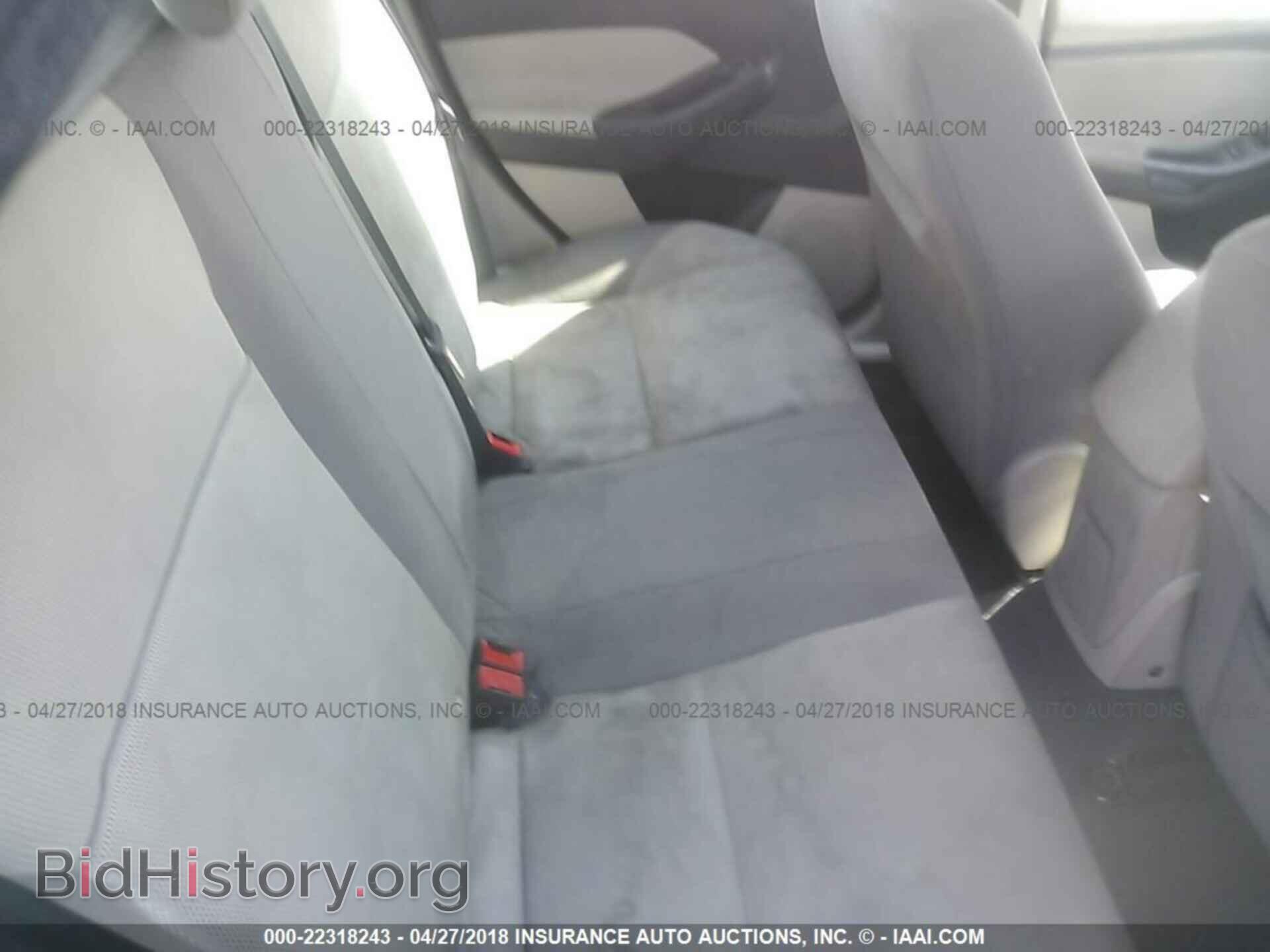 2012 Ford Focus - VIN: 1FAHP3F25CL377781 - Photo 8