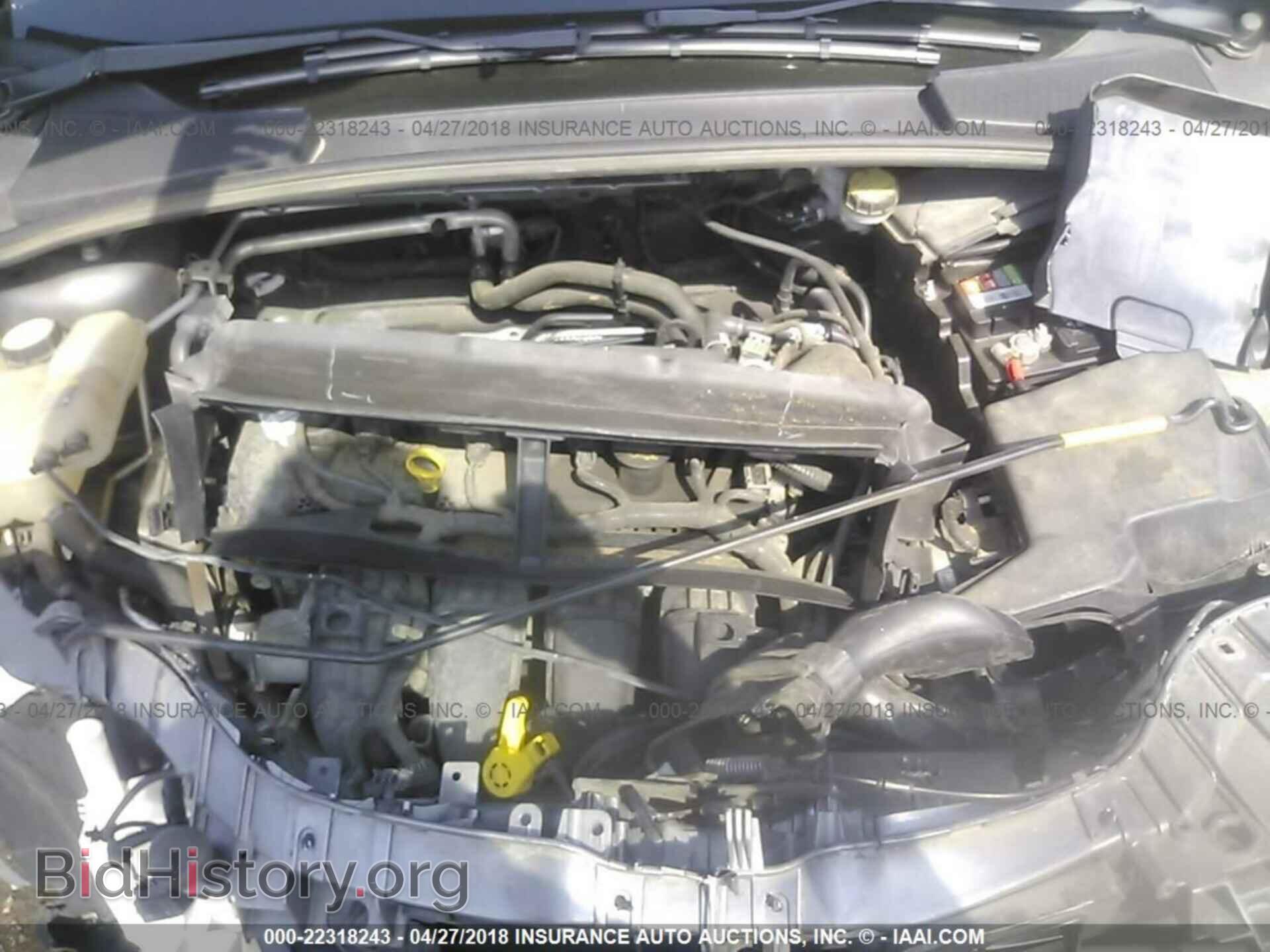 2012 Ford Focus - VIN: 1FAHP3F25CL377781 - Photo 10