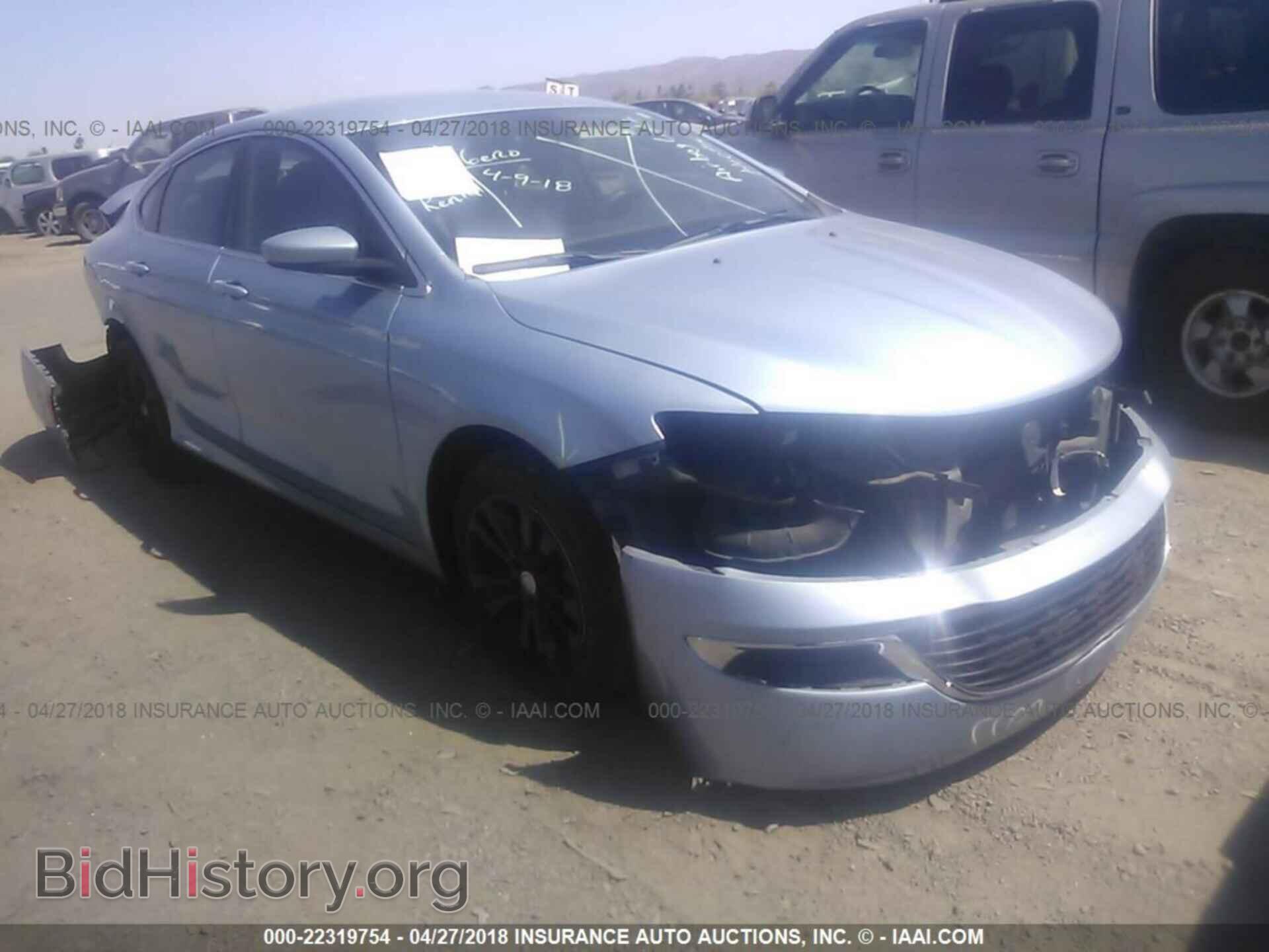 Photo 1C3CCCAB3FN708166 - Chrysler 200 2015