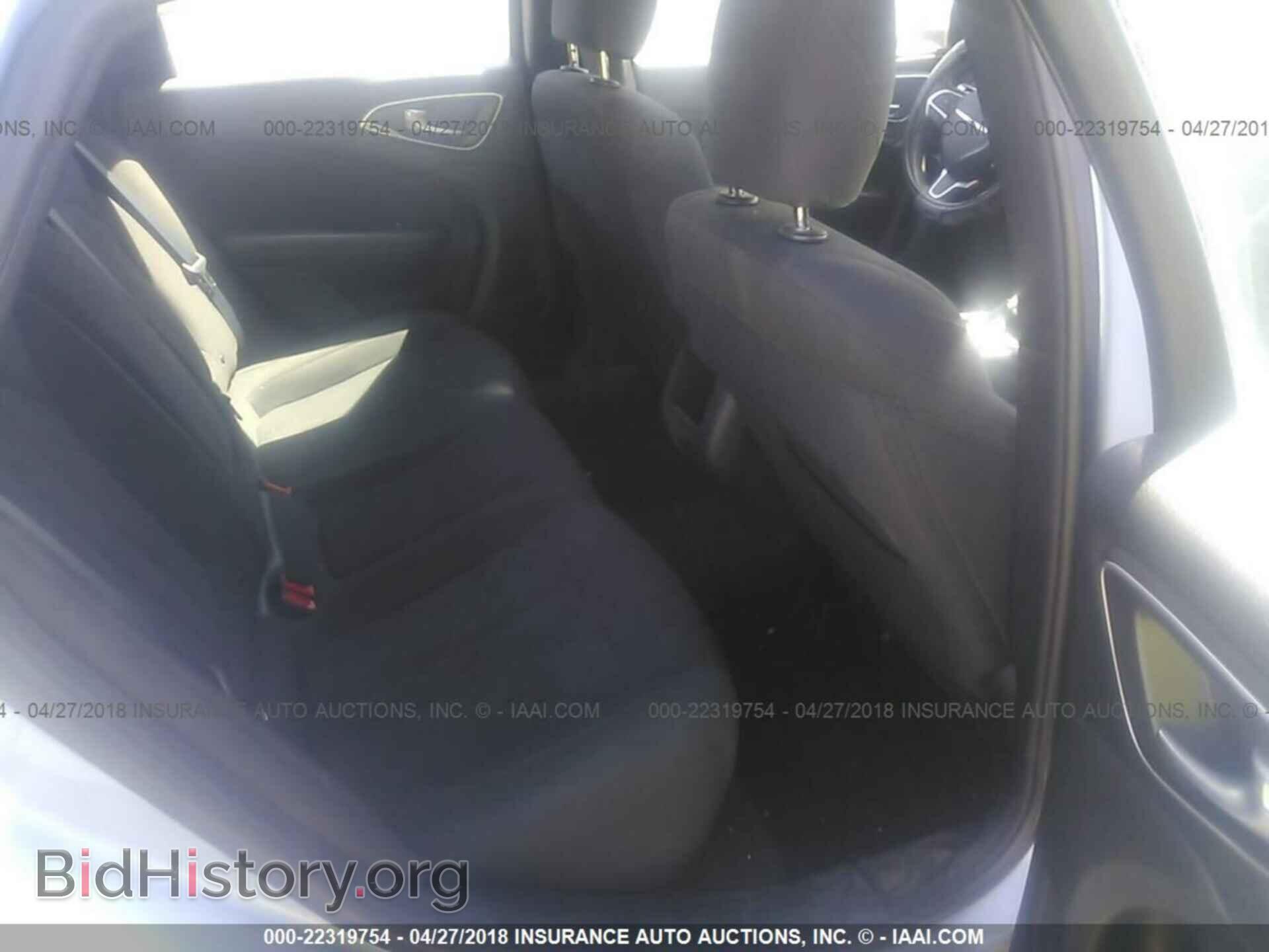 2015 Chrysler 200 - VIN: 1C3CCCAB3FN708166 - Photo 8