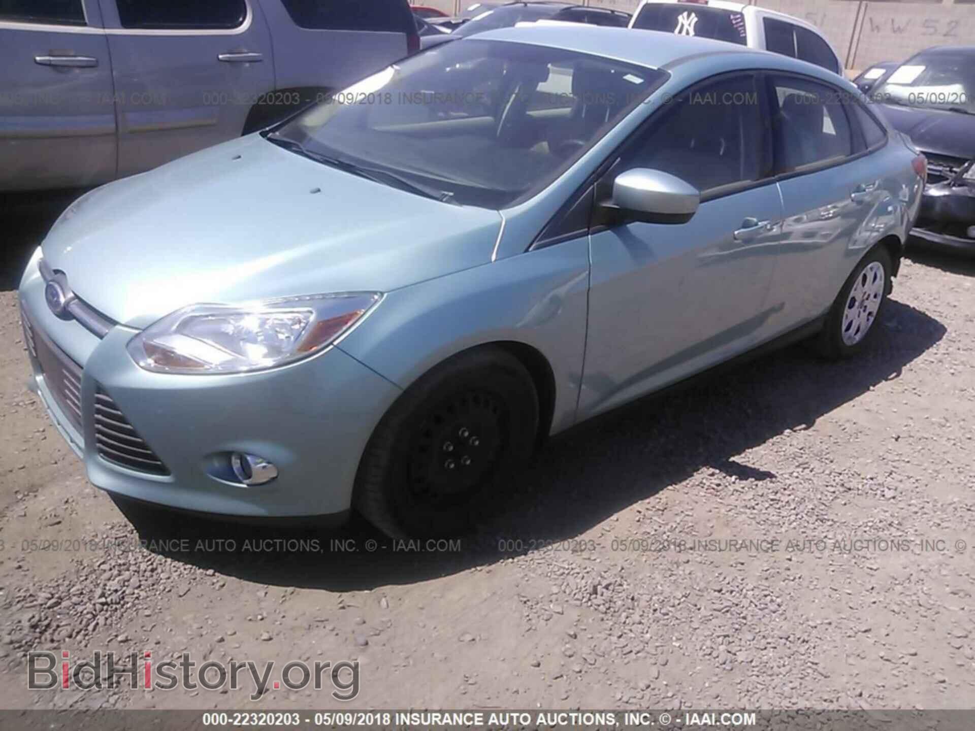 2012 Ford Focus - VIN: 1FAHP3F26CL285207 - Photo 2