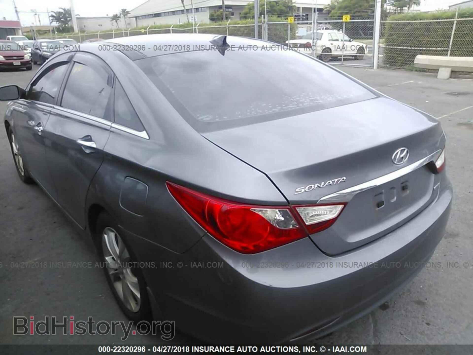 2012 Hyundai Sonata - VIN: 5NPEC4AC2CH331781 - Фото 3