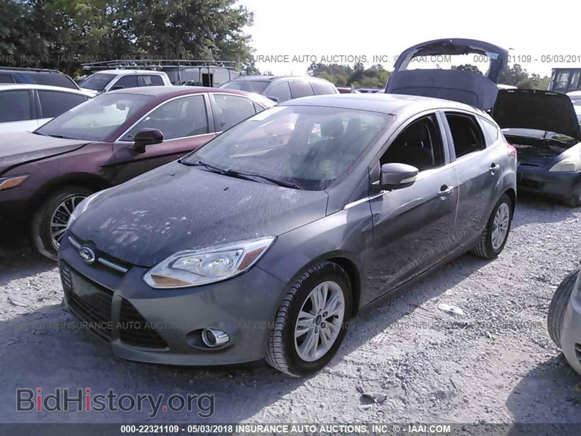 2012 Ford Focus - VIN: 1FAHP3M24CL337551 - Фото 2