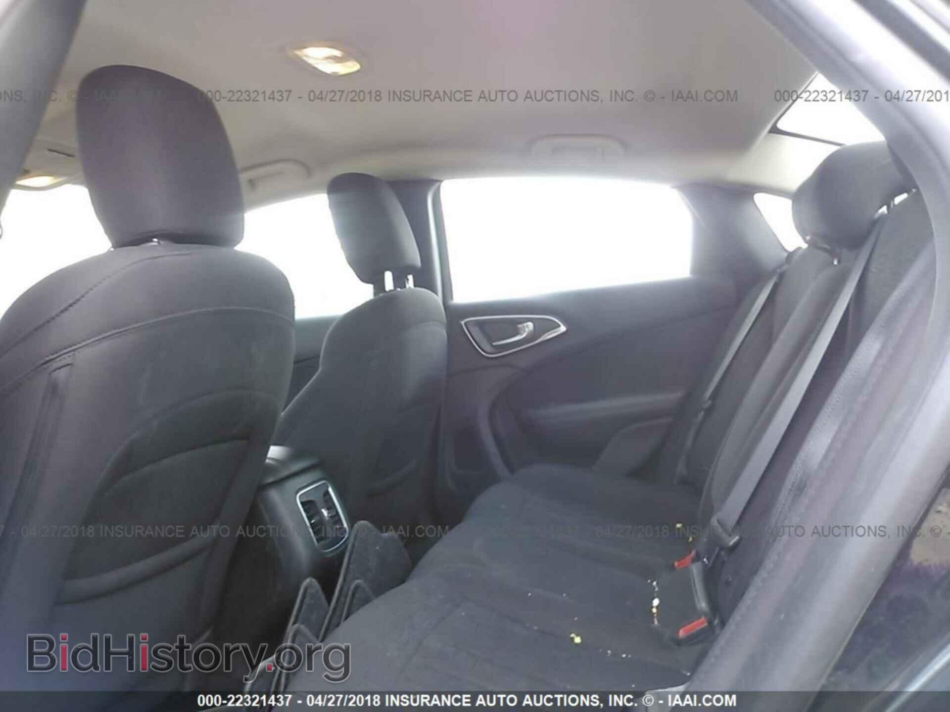 2015 Chrysler 200 - VIN: 1C3CCCAB7FN730056 - Photo 8