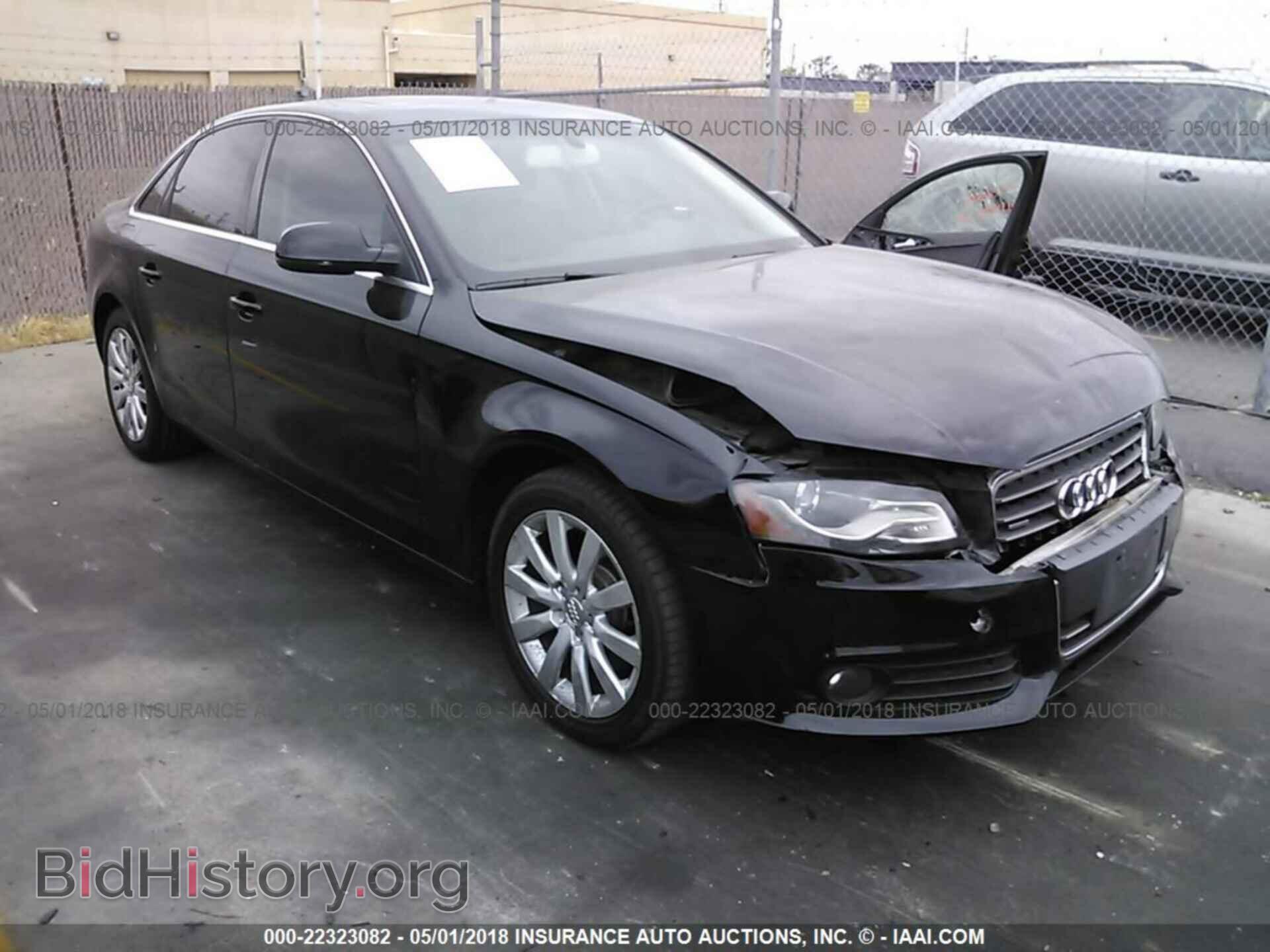 Фотография WAUBFAFL5CA053285 - Audi A4 2012
