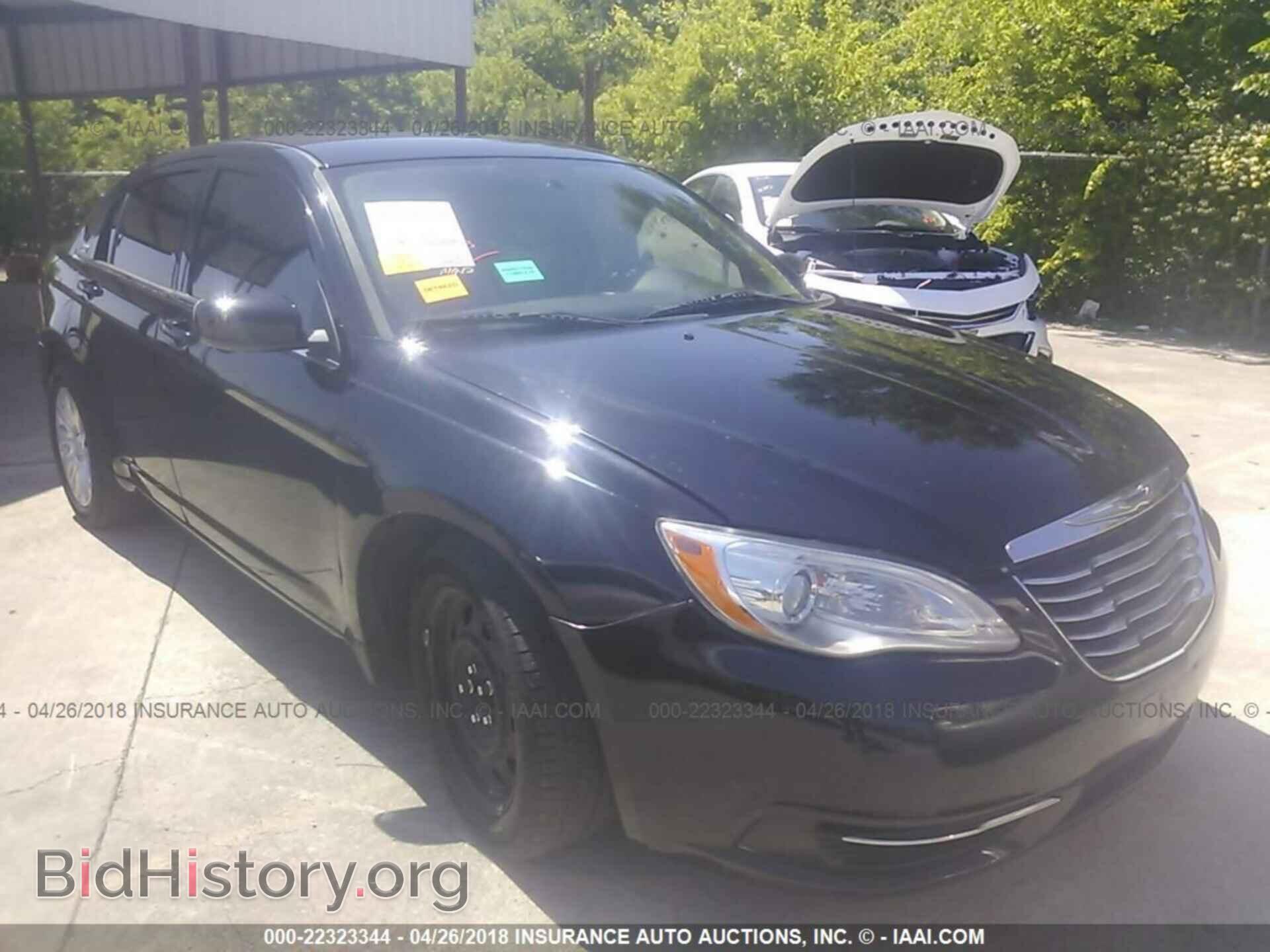 Photo 1C3BC4FB4BN610686 - Chrysler 200 2011
