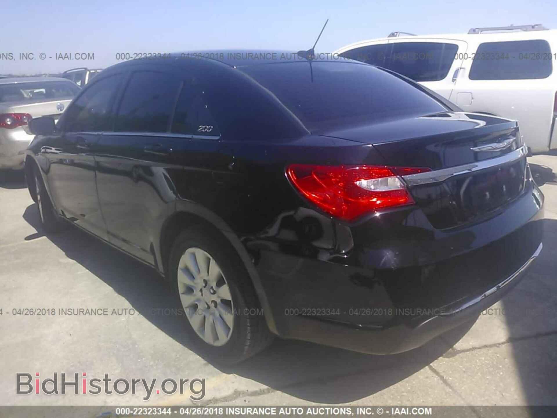 2011 Chrysler 200 - VIN: 1C3BC4FB4BN610686 - Photo 3