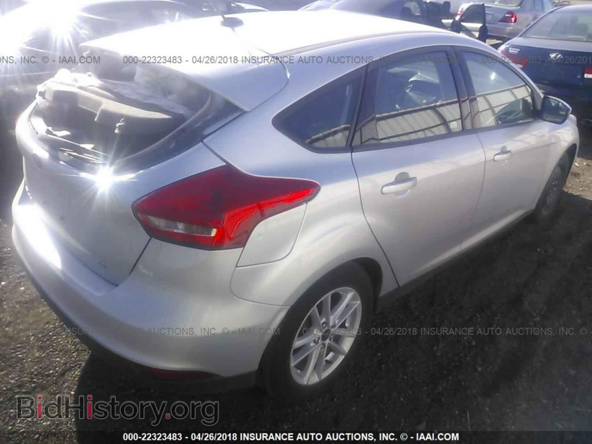 2017 Ford Focus - VIN: 1FADP3K29HL278537 - Photo 4