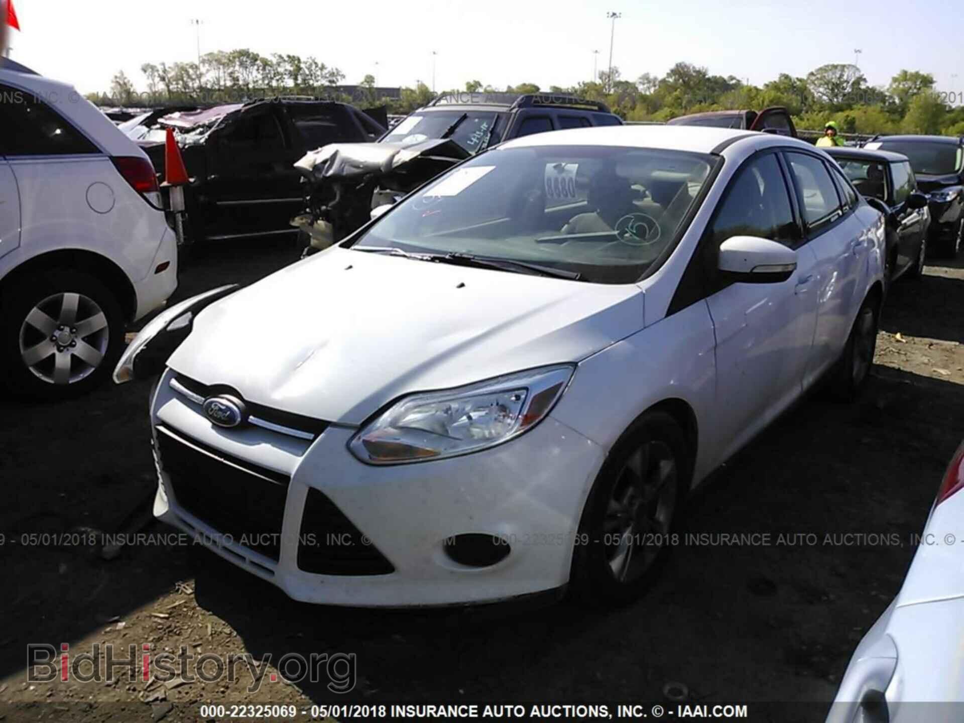 2013 Ford Focus - VIN: 1FADP3F2XDL331167 - Photo 2