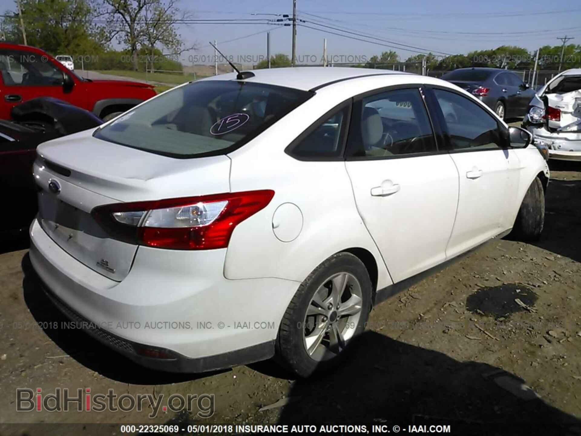 2013 Ford Focus - VIN: 1FADP3F2XDL331167 - Photo 4