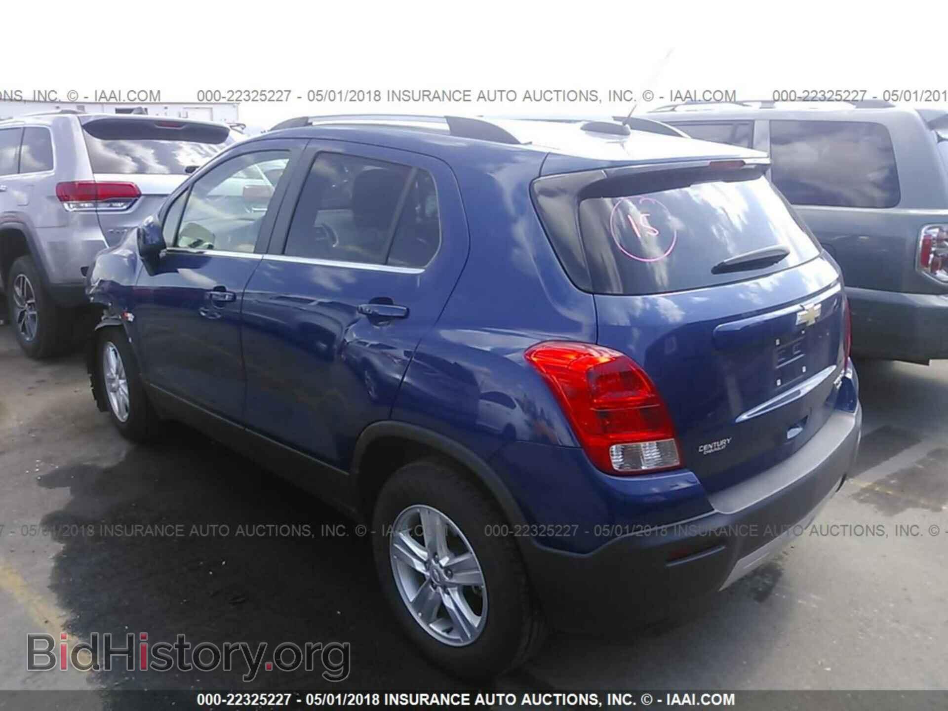 2015 Chevrolet Trax - VIN: 3GNCJRSB6FL233736 - Фото 3
